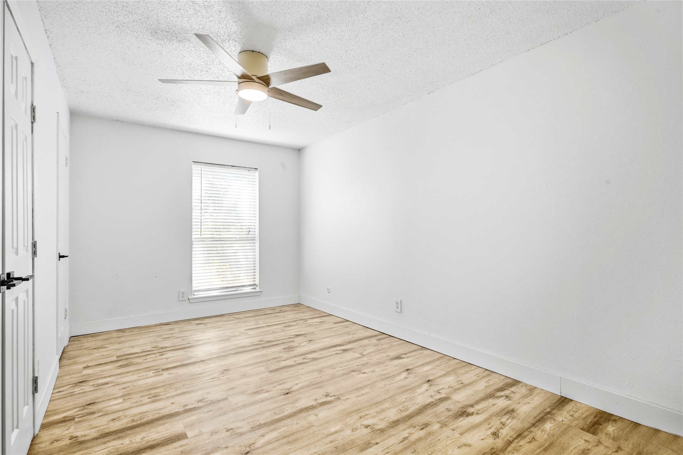 2729 Hurstview Drive Hurst TX 76054
