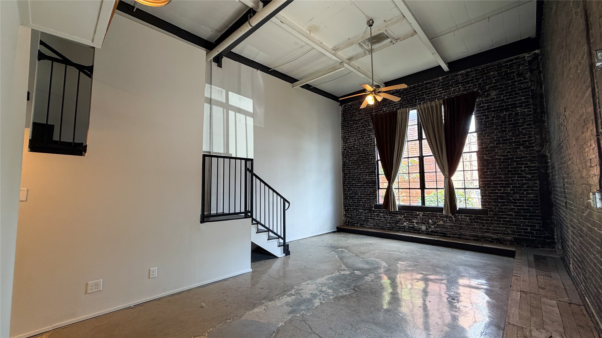 2501 S Harwood Street Dallas TX 75215