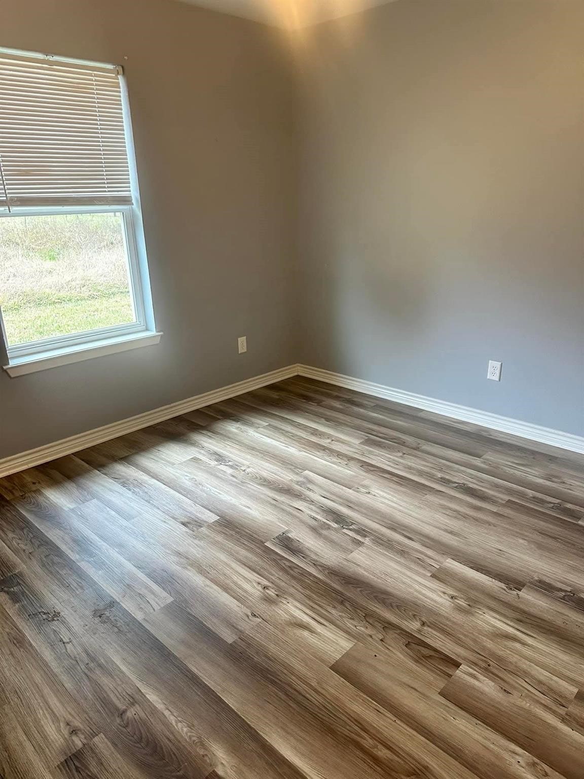 1130 E Ohio Street Van TX 75790