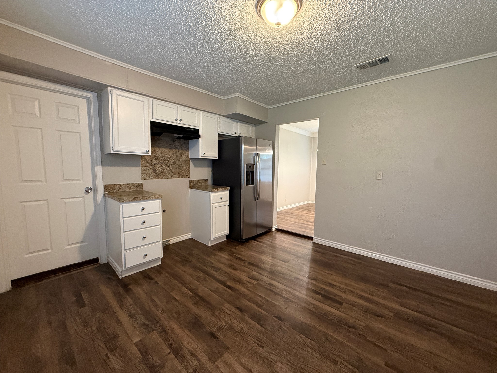 2518 Winthrop Drive Dallas TX 75228