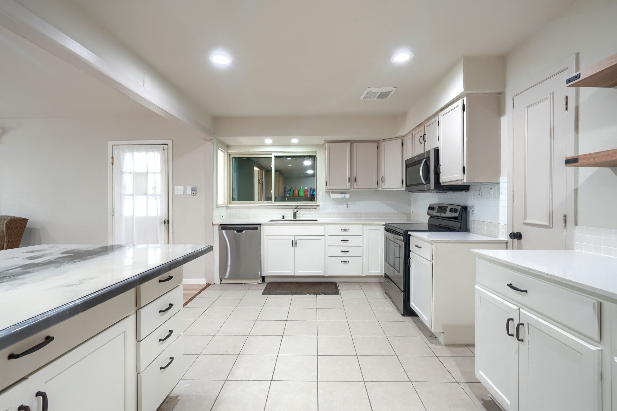 1273 Valencia Lane Lewisville TX 75067