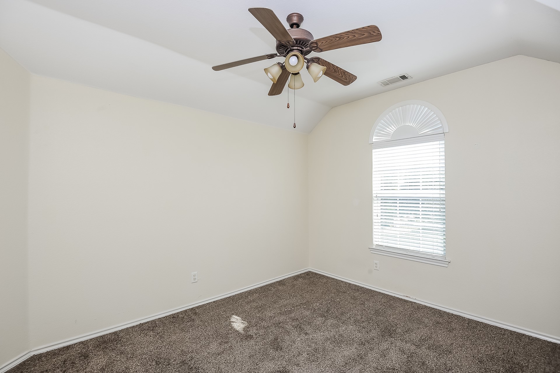 5108 Parkplace Drive Denton TX 76226