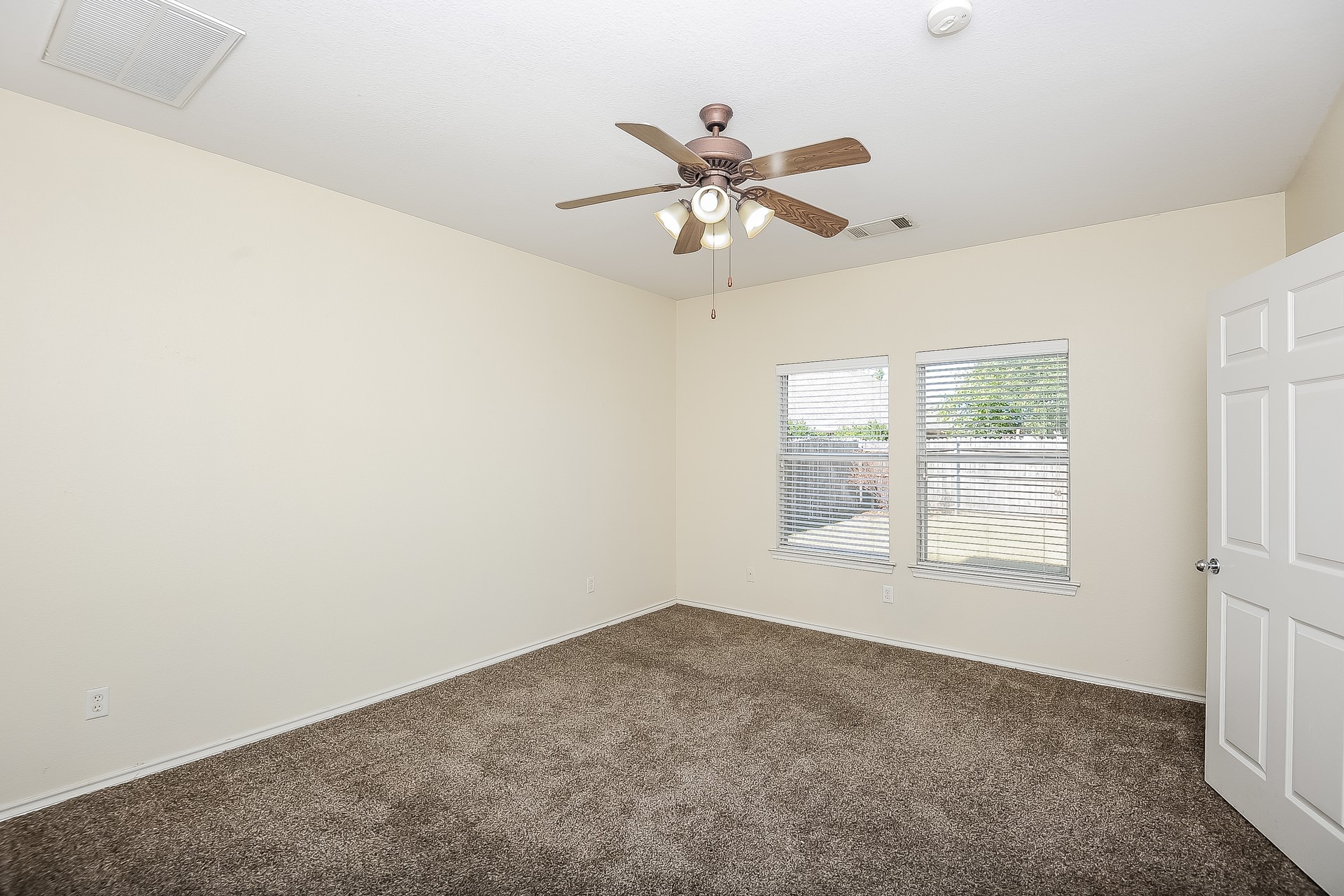 5108 Parkplace Drive Denton TX 76226