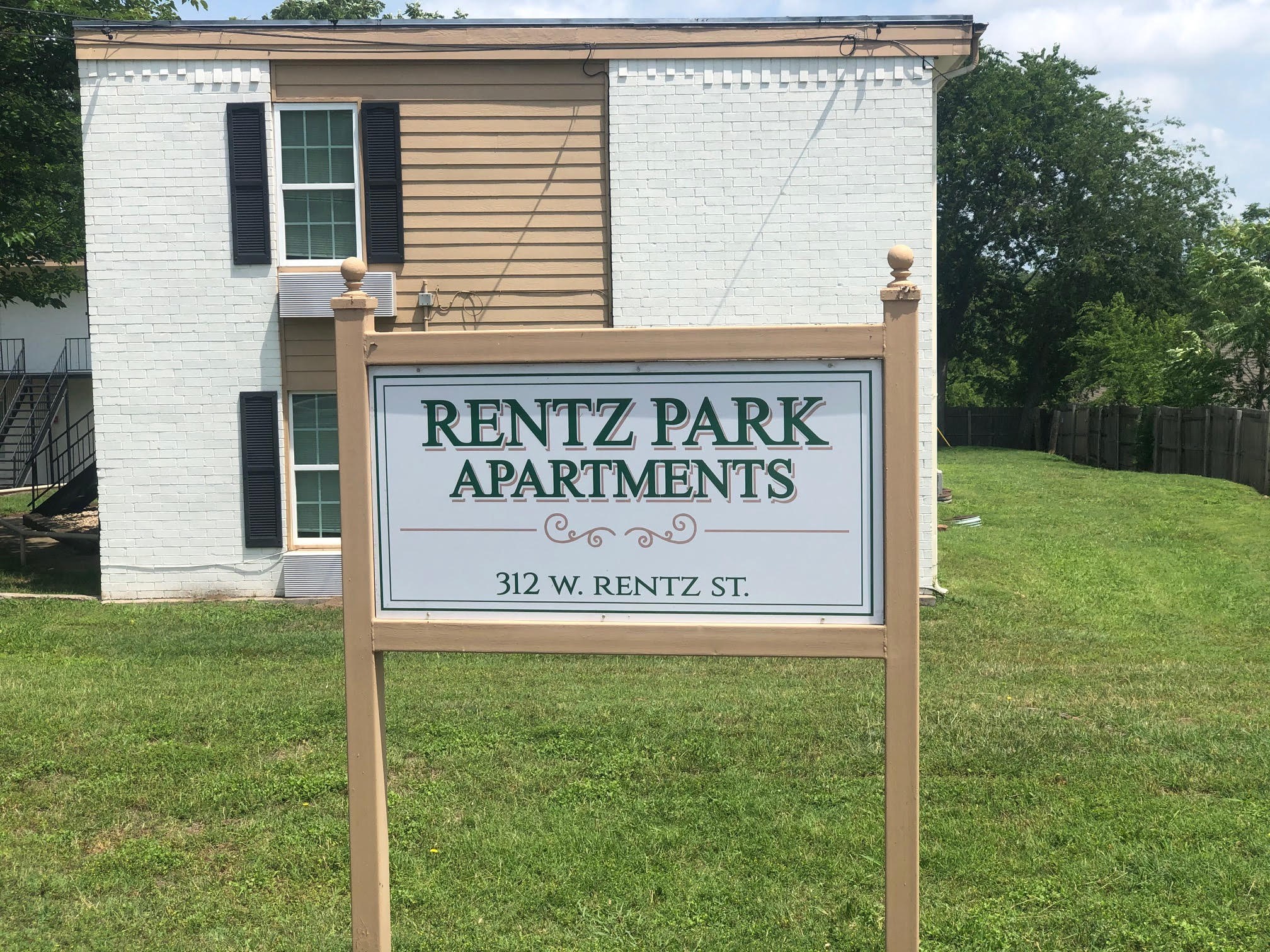 312 W Rentz Weatherford TX 76086