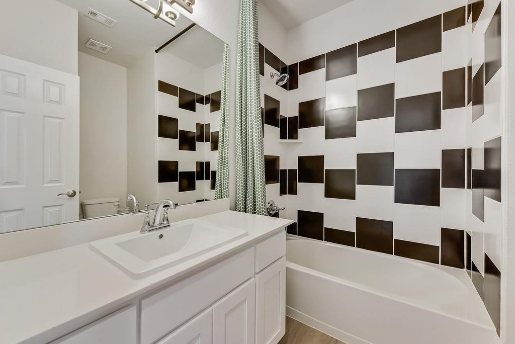 1819 Michael Drive Princeton TX 75407