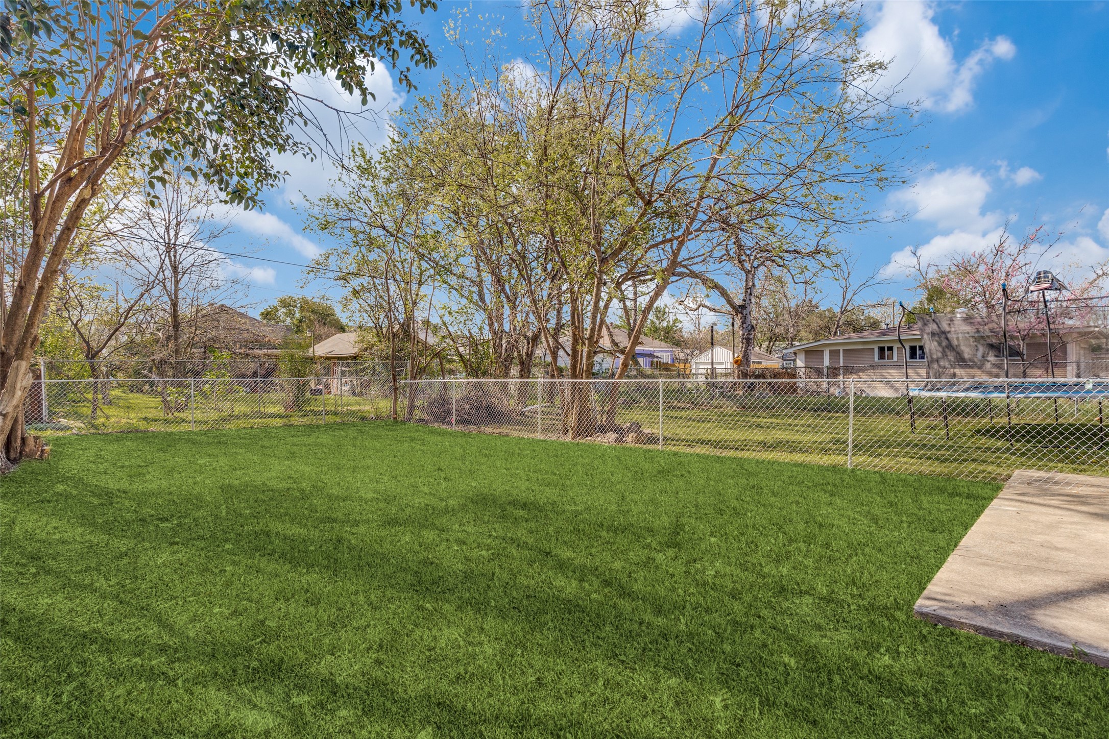 5416 East Side Avenue Dallas TX 75214