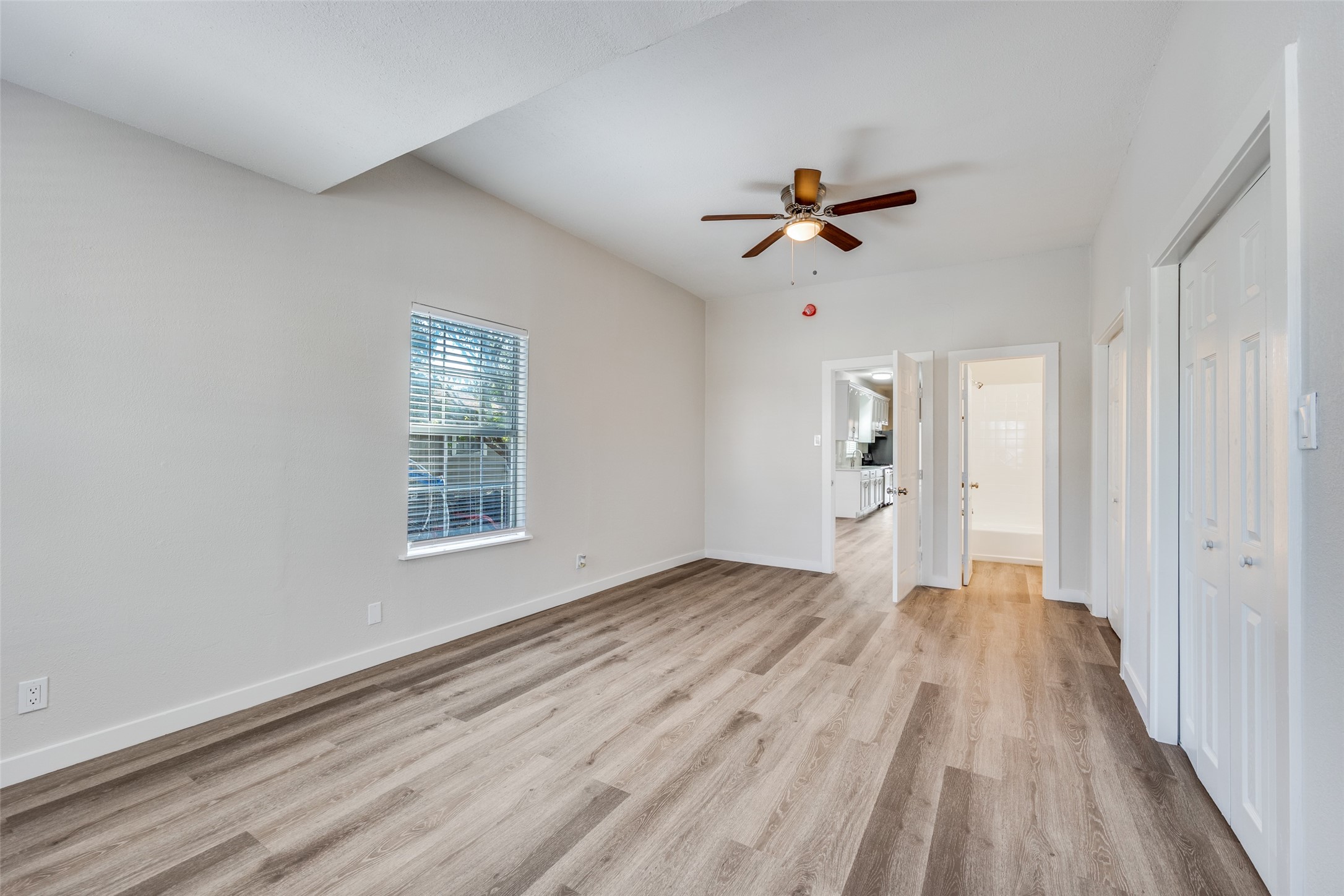 5416 East Side Avenue Dallas TX 75214