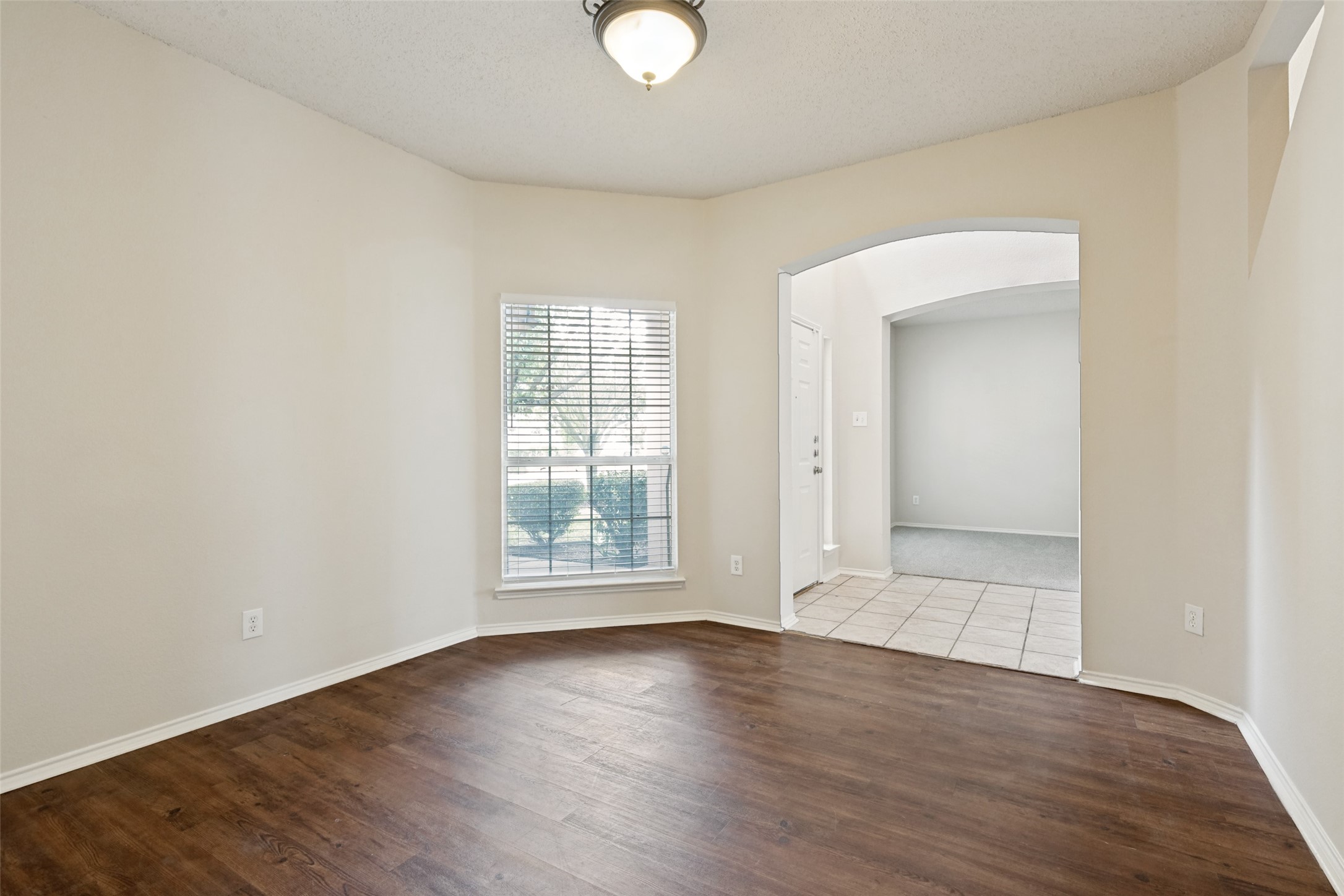 732 Fox Run Trail Saginaw TX 76179