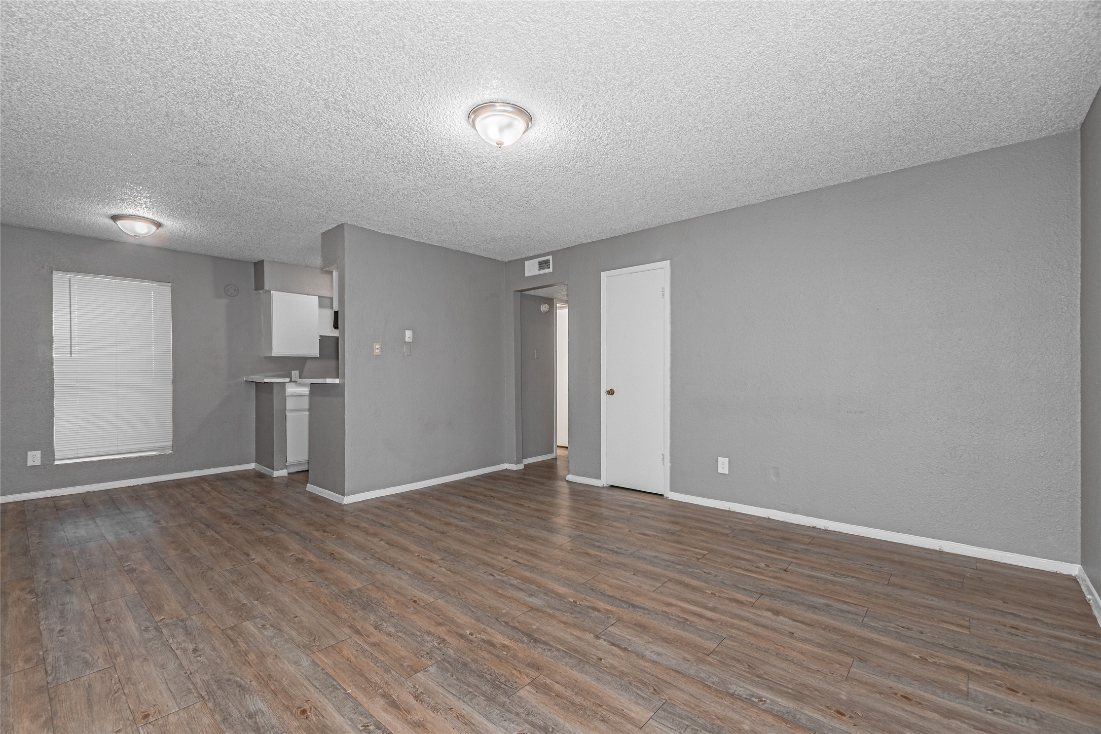 2900 South Freeway Fort Worth TX 76104
