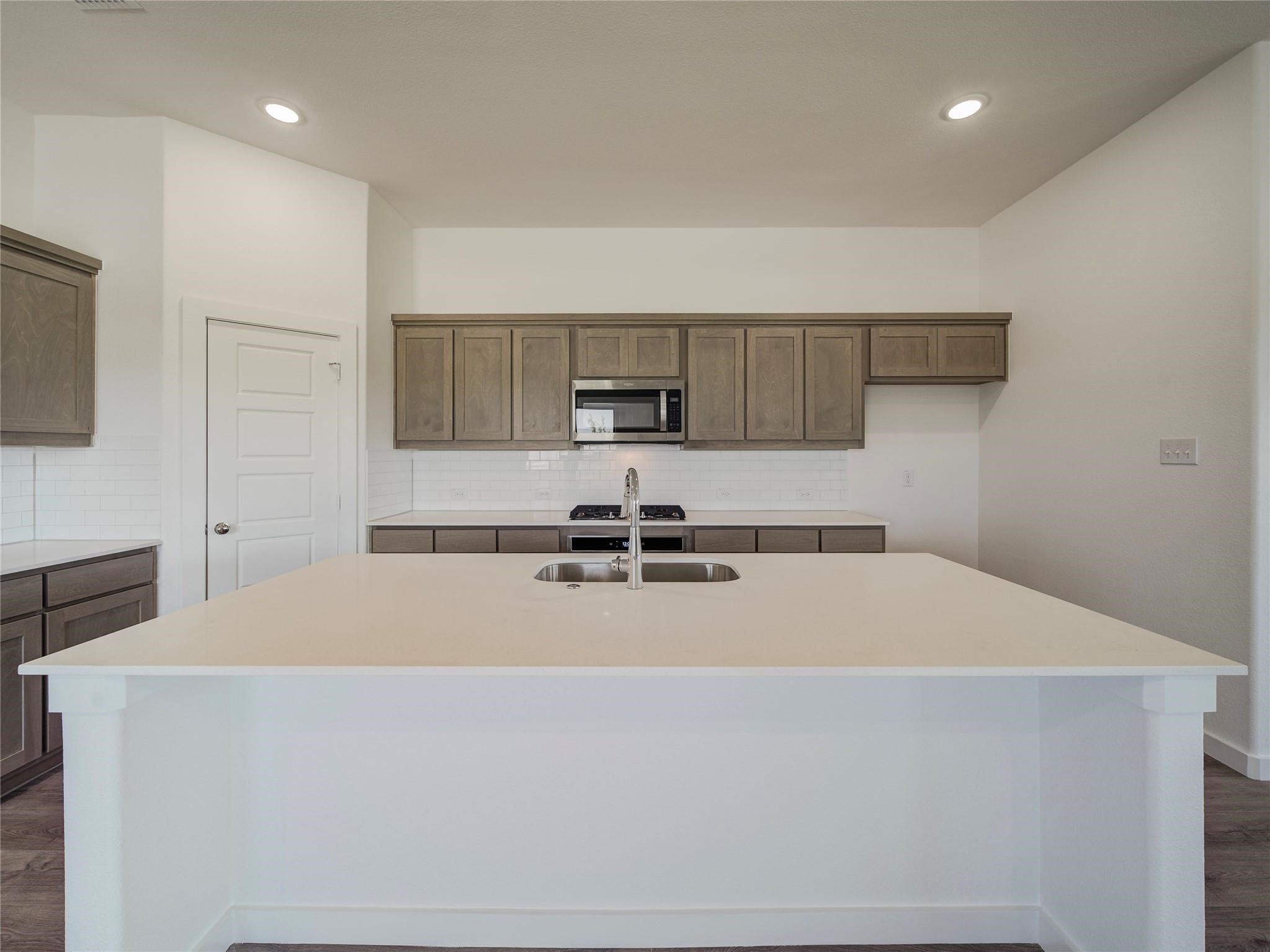 1424 Avondale Court Celina TX 75009