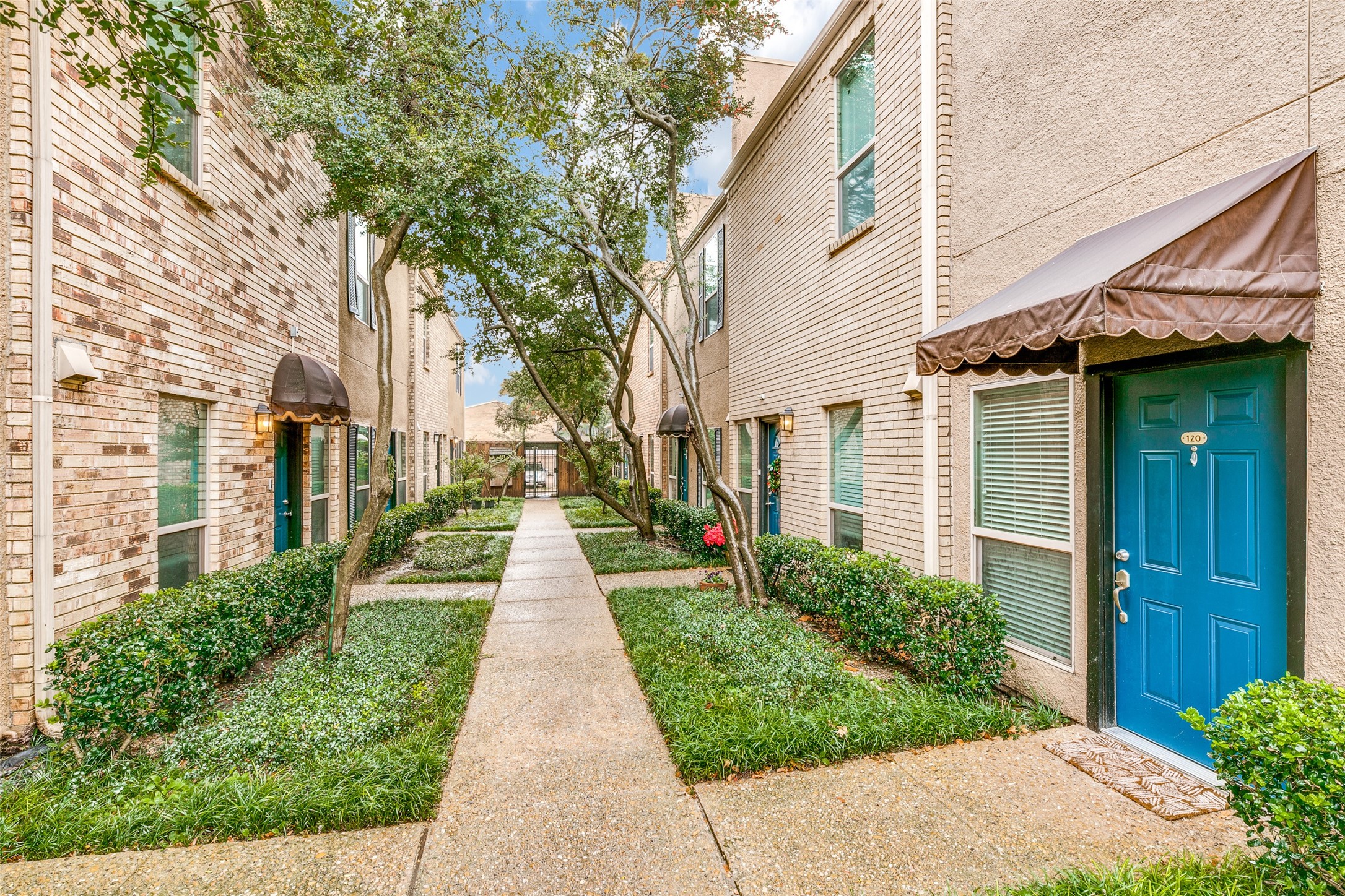 4025 Holland Avenue Dallas TX 75219