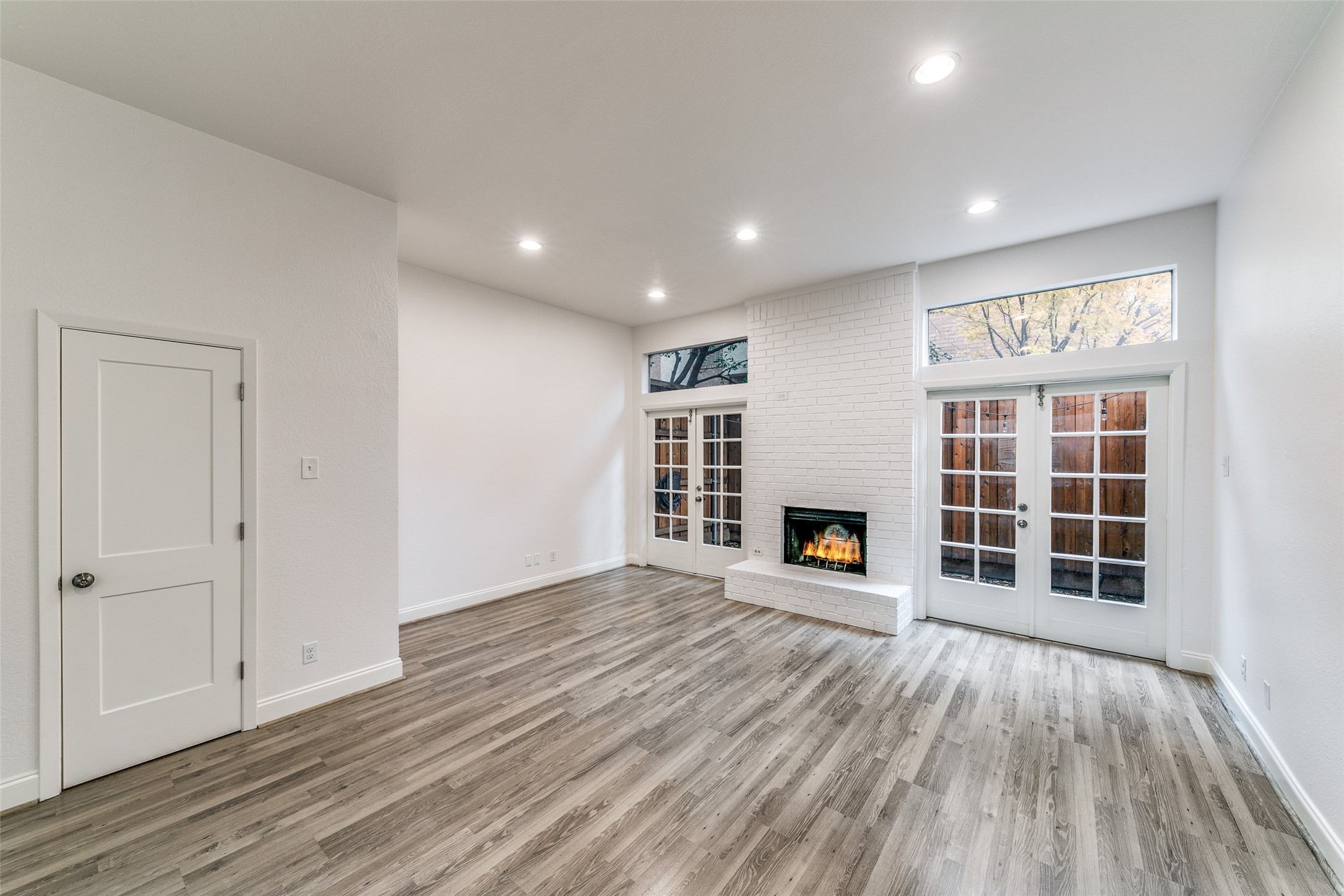 4025 Holland Avenue Dallas TX 75219