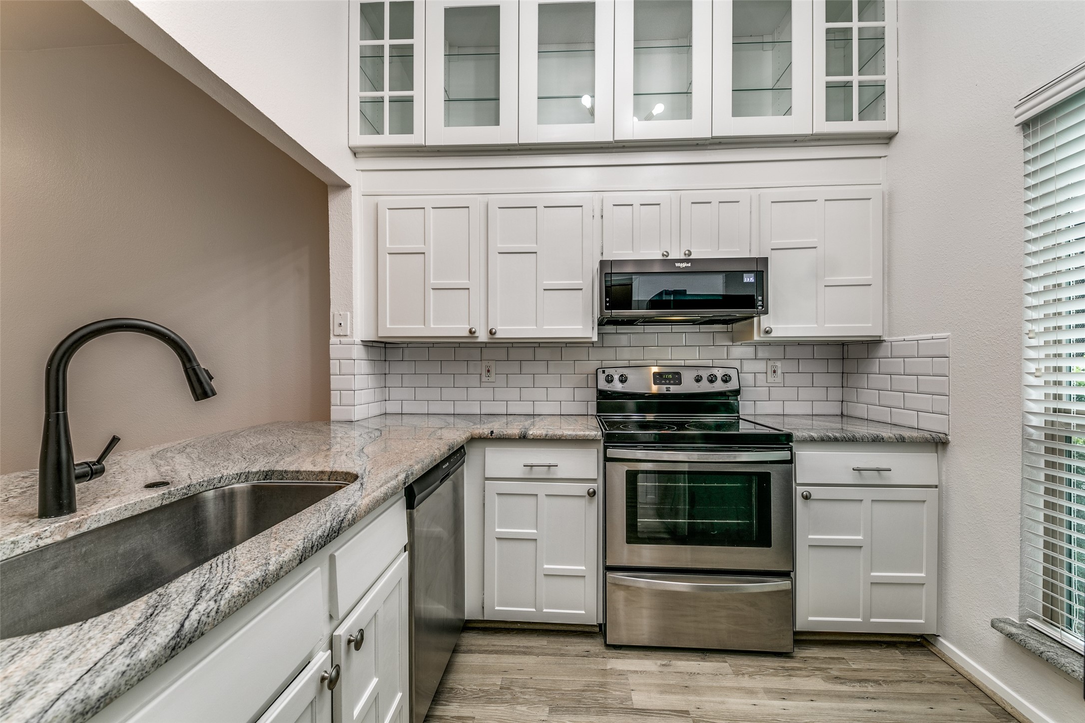 4025 Holland Avenue Dallas TX 75219