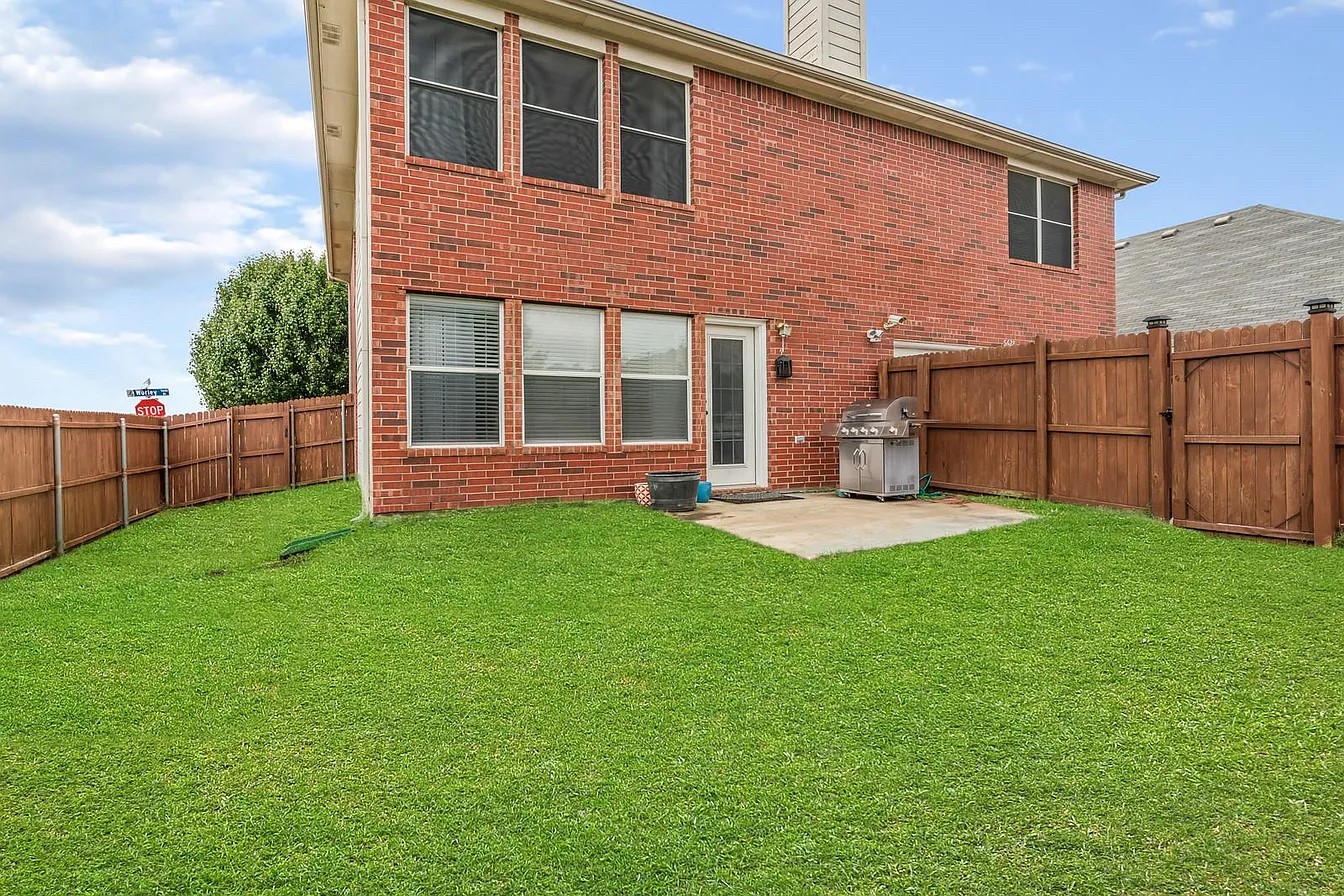 5628 Worley Drive The Colony TX 75056