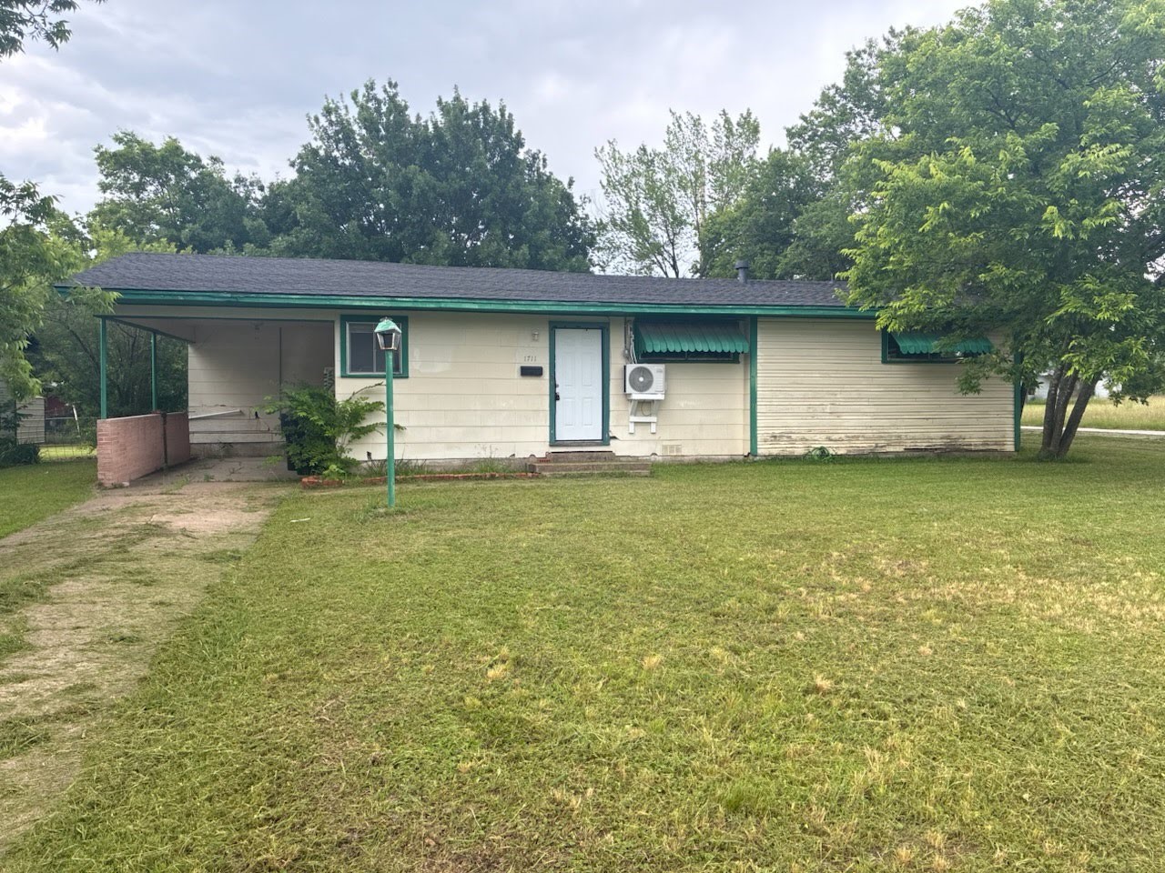 1711 Langford Street Greenville TX 75401