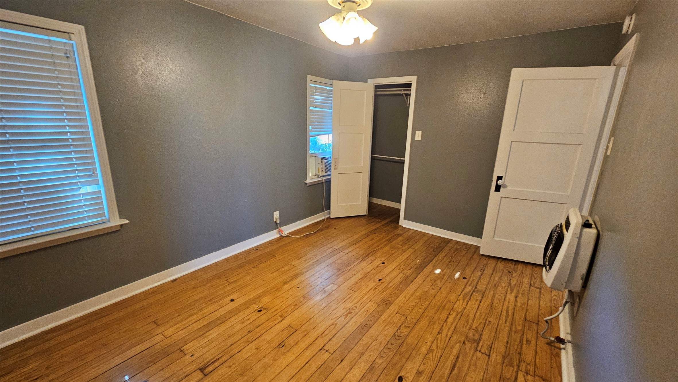 2620 N Elm Street Denton TX 76201