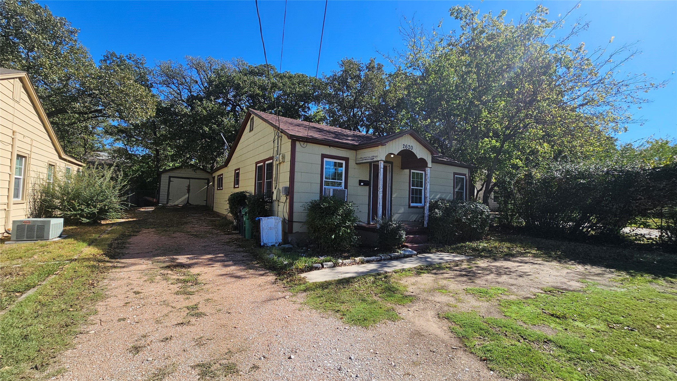 2620 N Elm Street Denton TX 76201