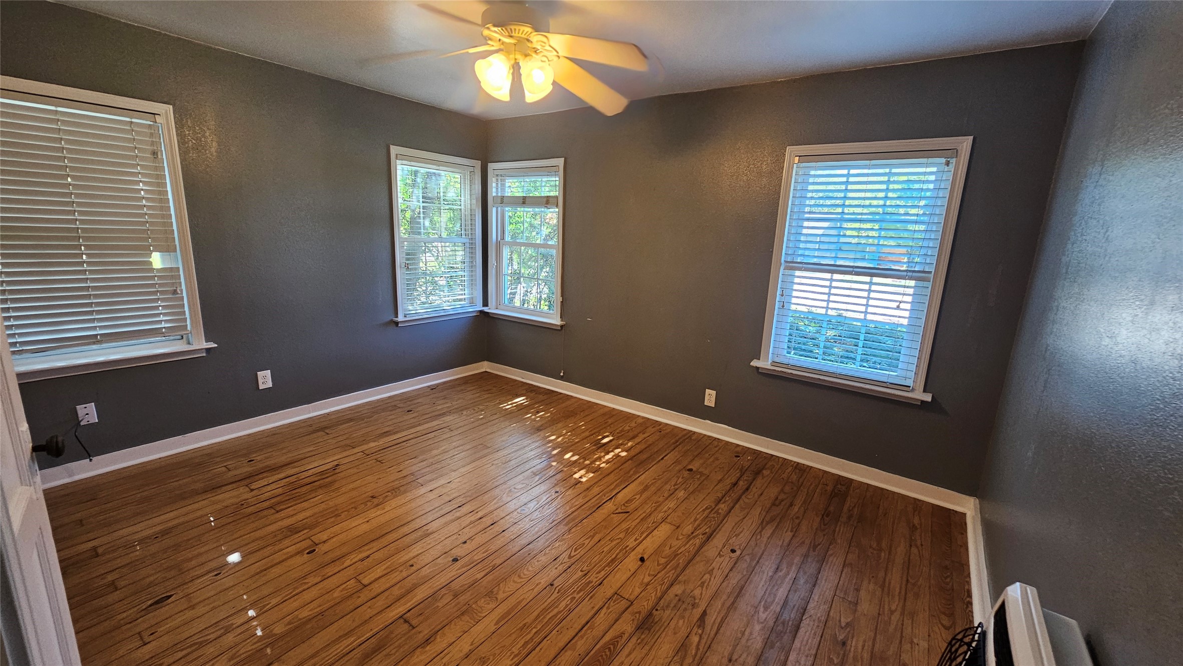 2620 N Elm Street Denton TX 76201