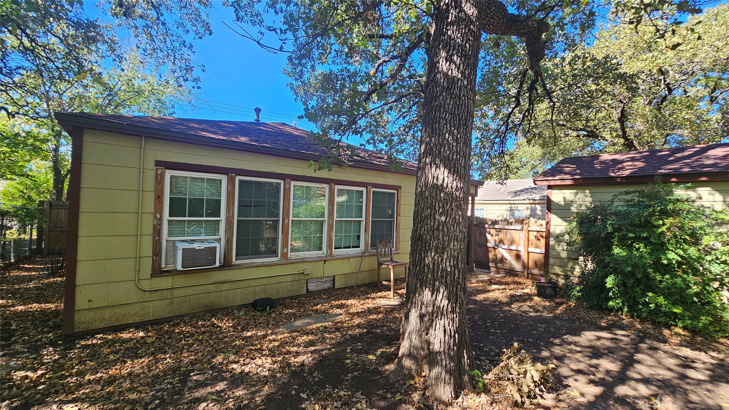 2620 N Elm Street Denton TX 76201