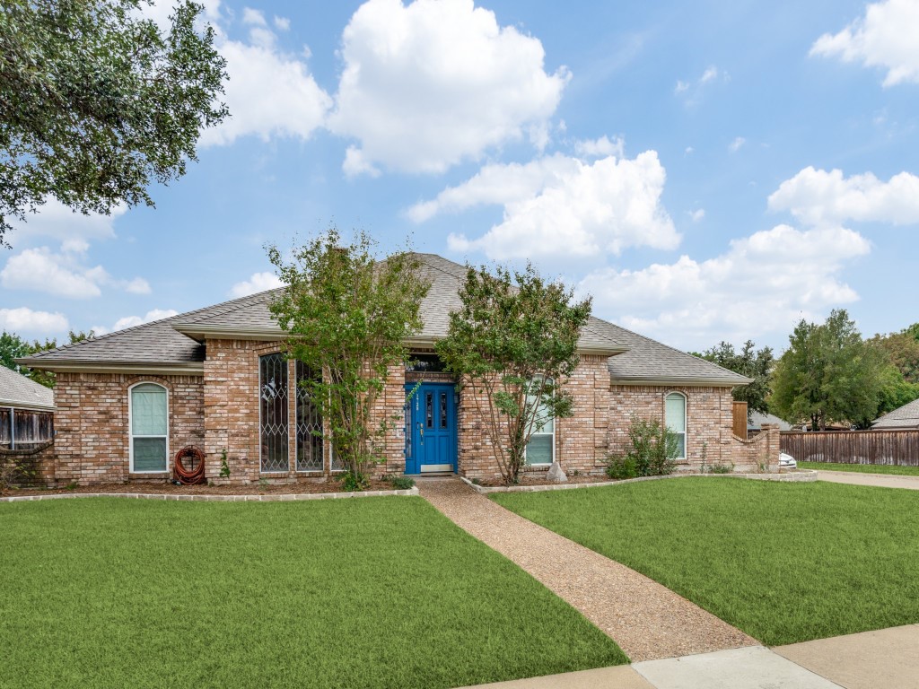 1728 Tawakoni Lane Plano TX 75075