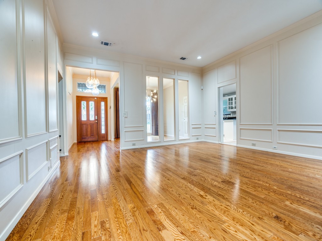 1728 Tawakoni Lane Plano TX 75075