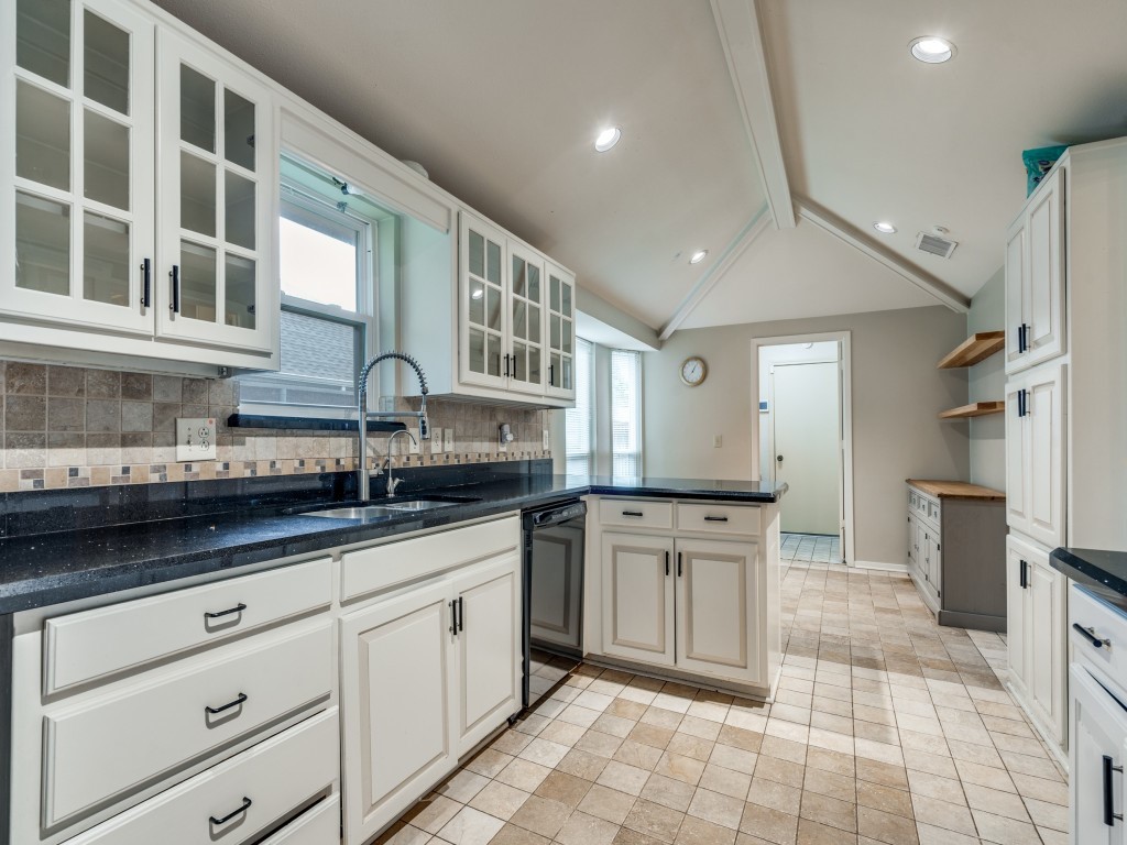 1728 Tawakoni Lane Plano TX 75075