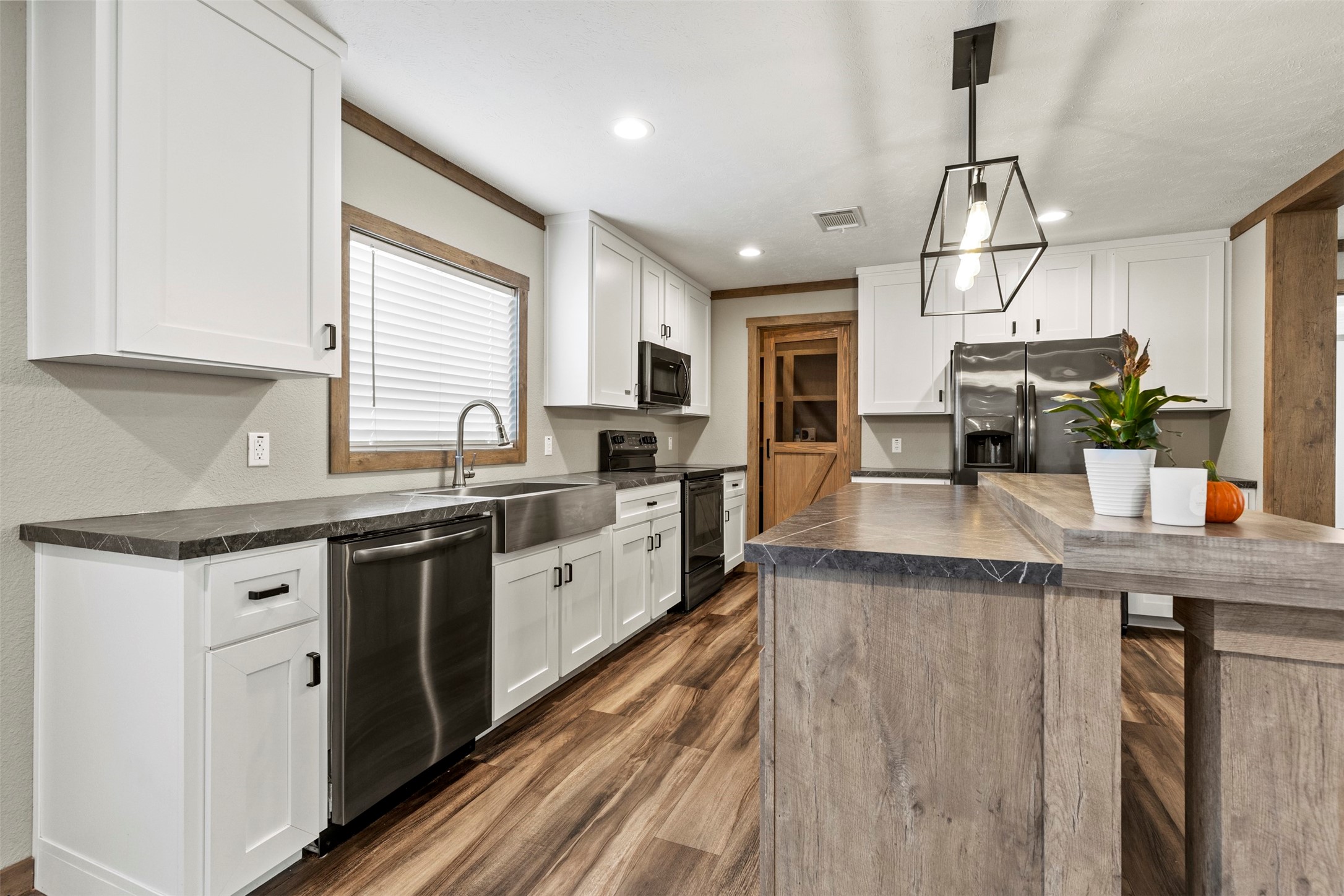 951 E. Sandusky Road Sadler TX 76264