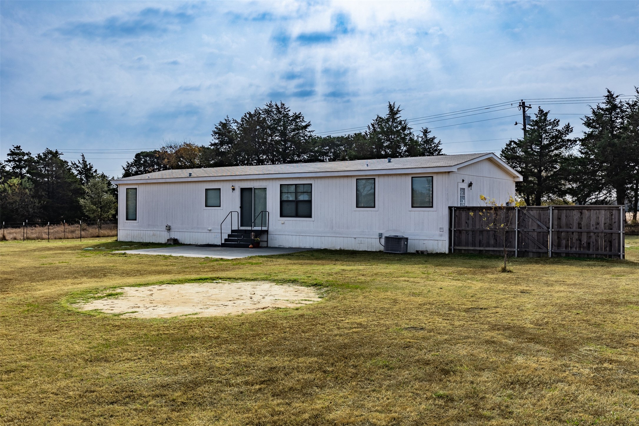 951 E. Sandusky Road Sadler TX 76264