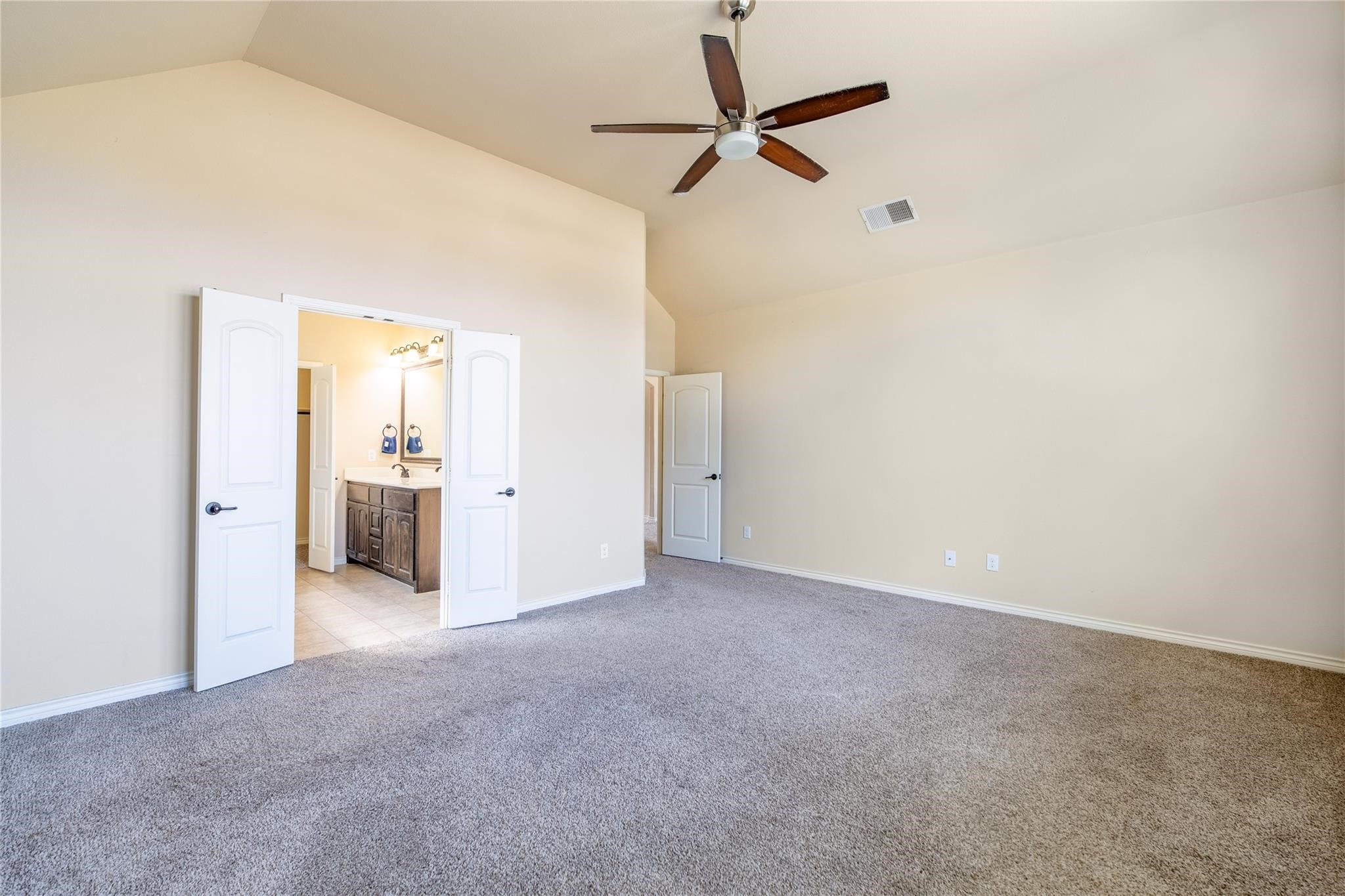637 Peach Lane Burleson TX 76028
