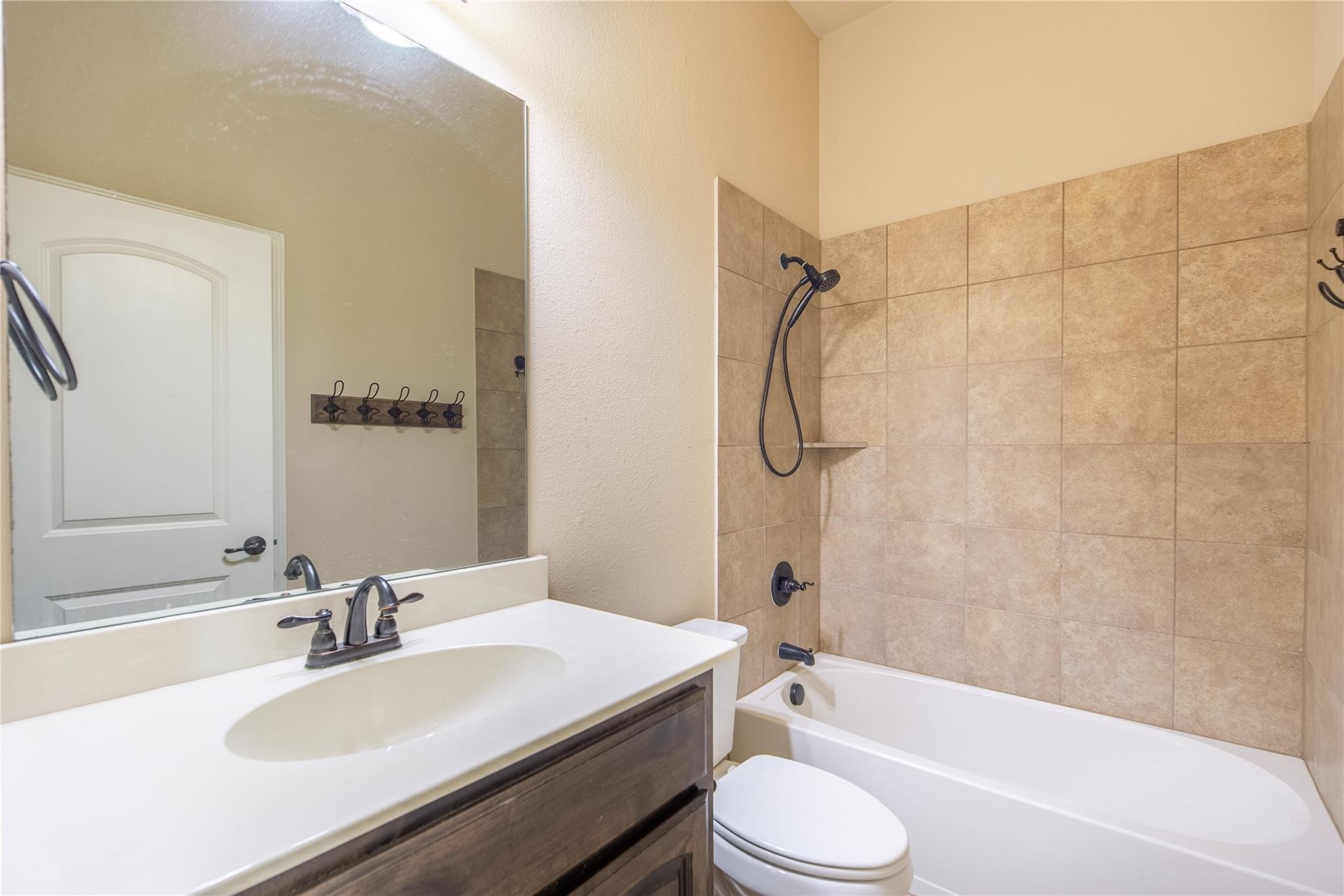 637 Peach Lane Burleson TX 76028