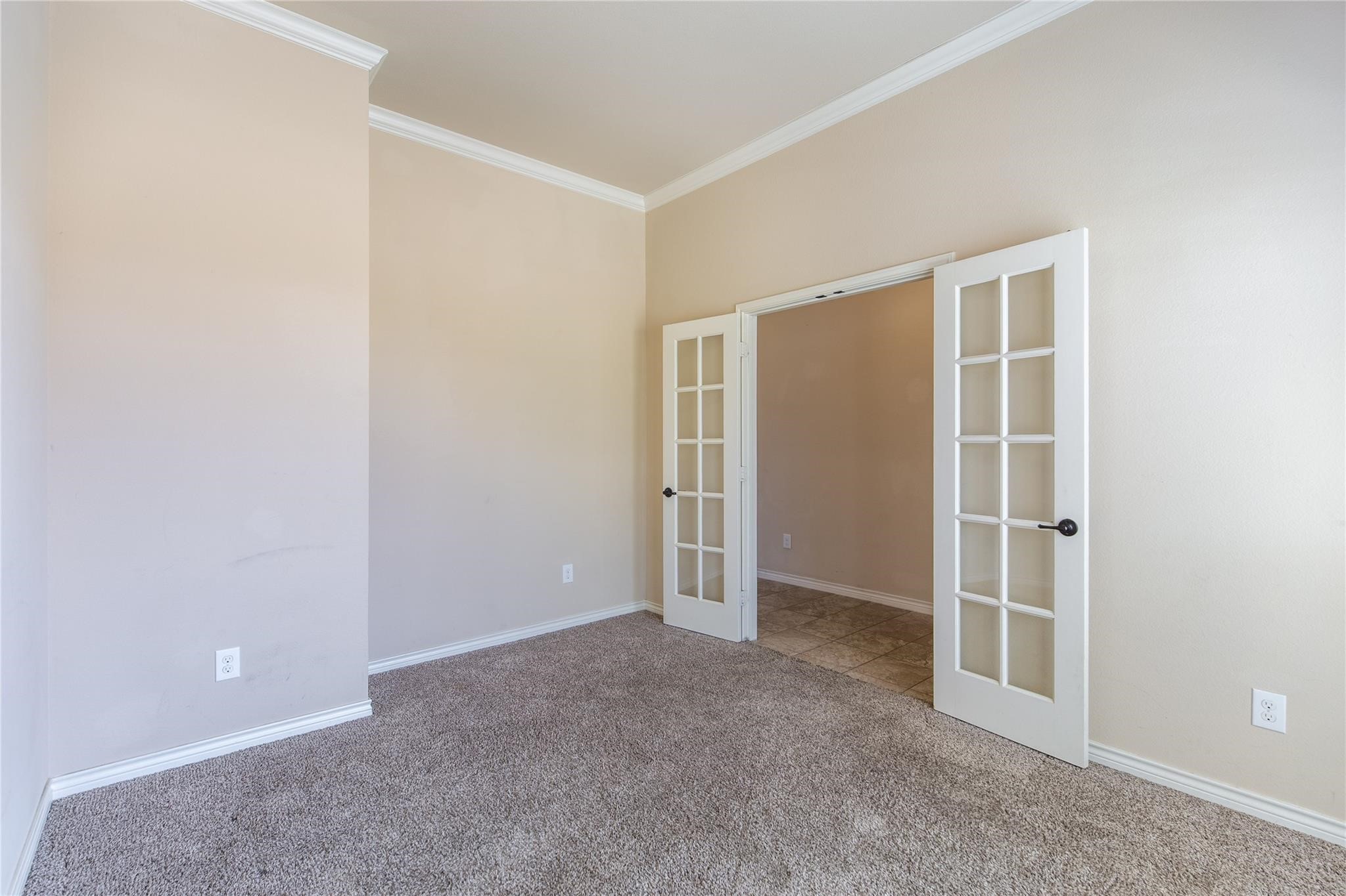 637 Peach Lane Burleson TX 76028