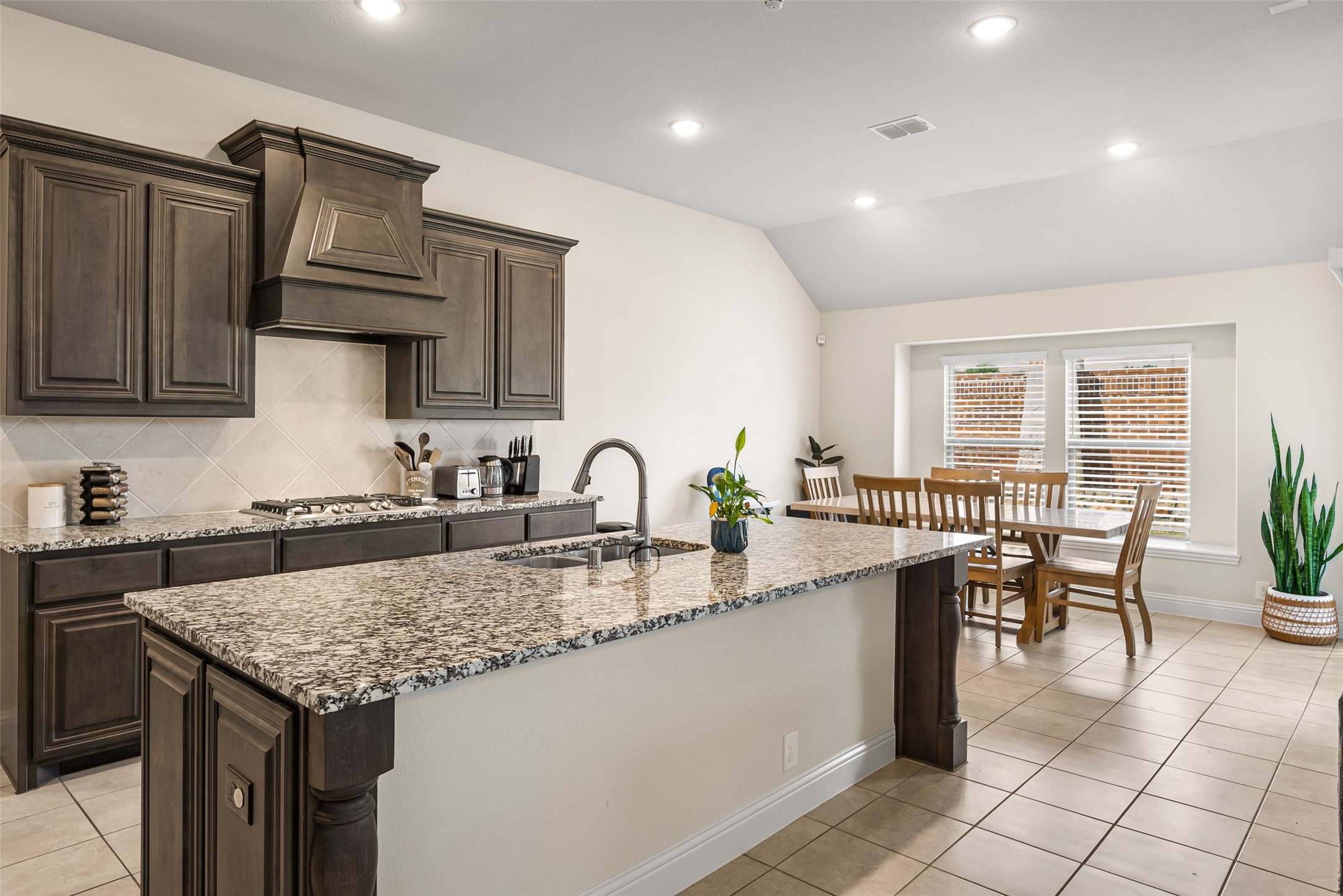 1514 Nighthawk Lane Mansfield TX 76063