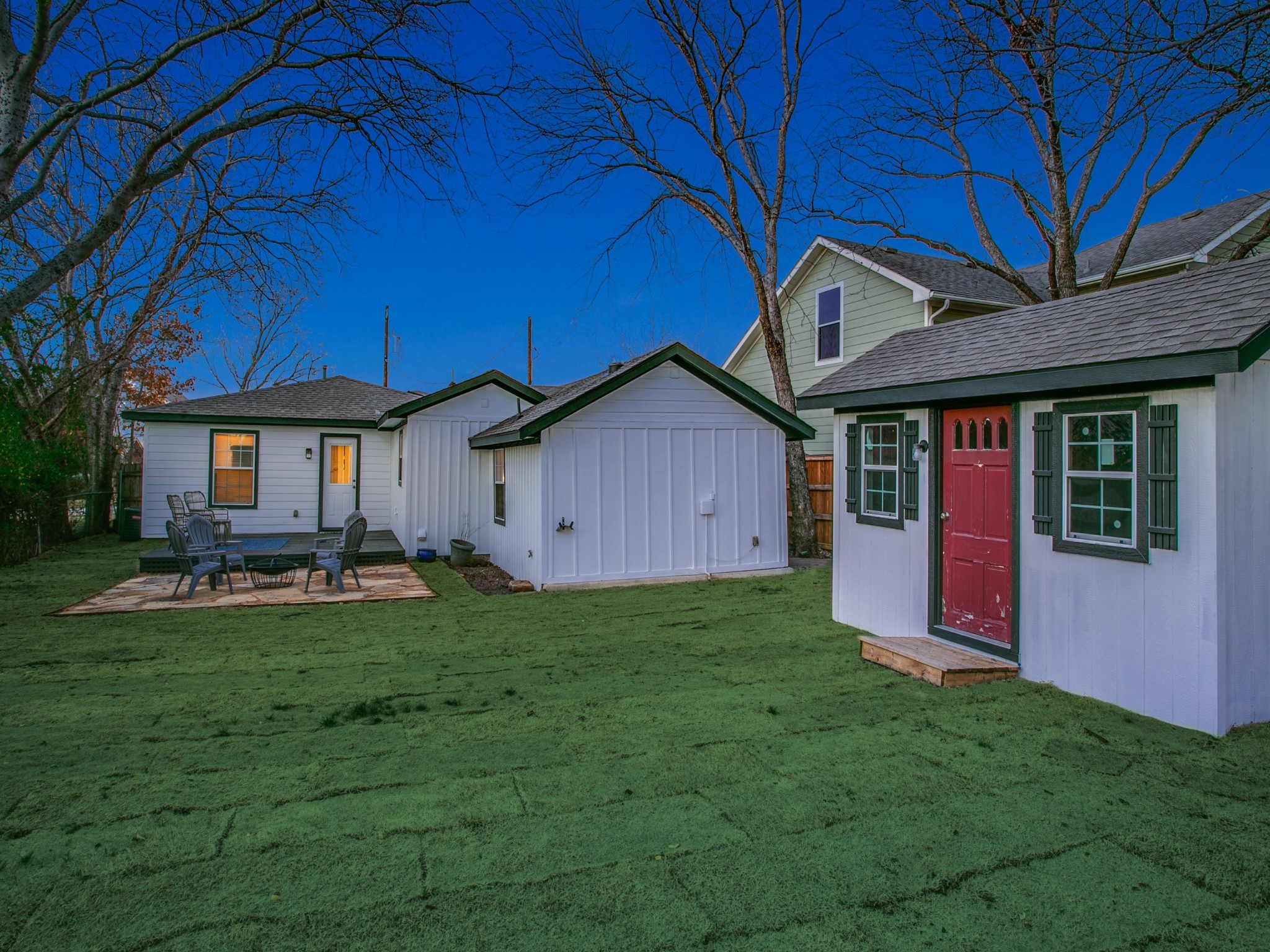 610 E Texas Street Grapevine TX 76051