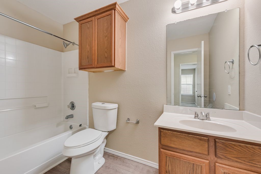6233 Balcony Lane Dallas TX 75241