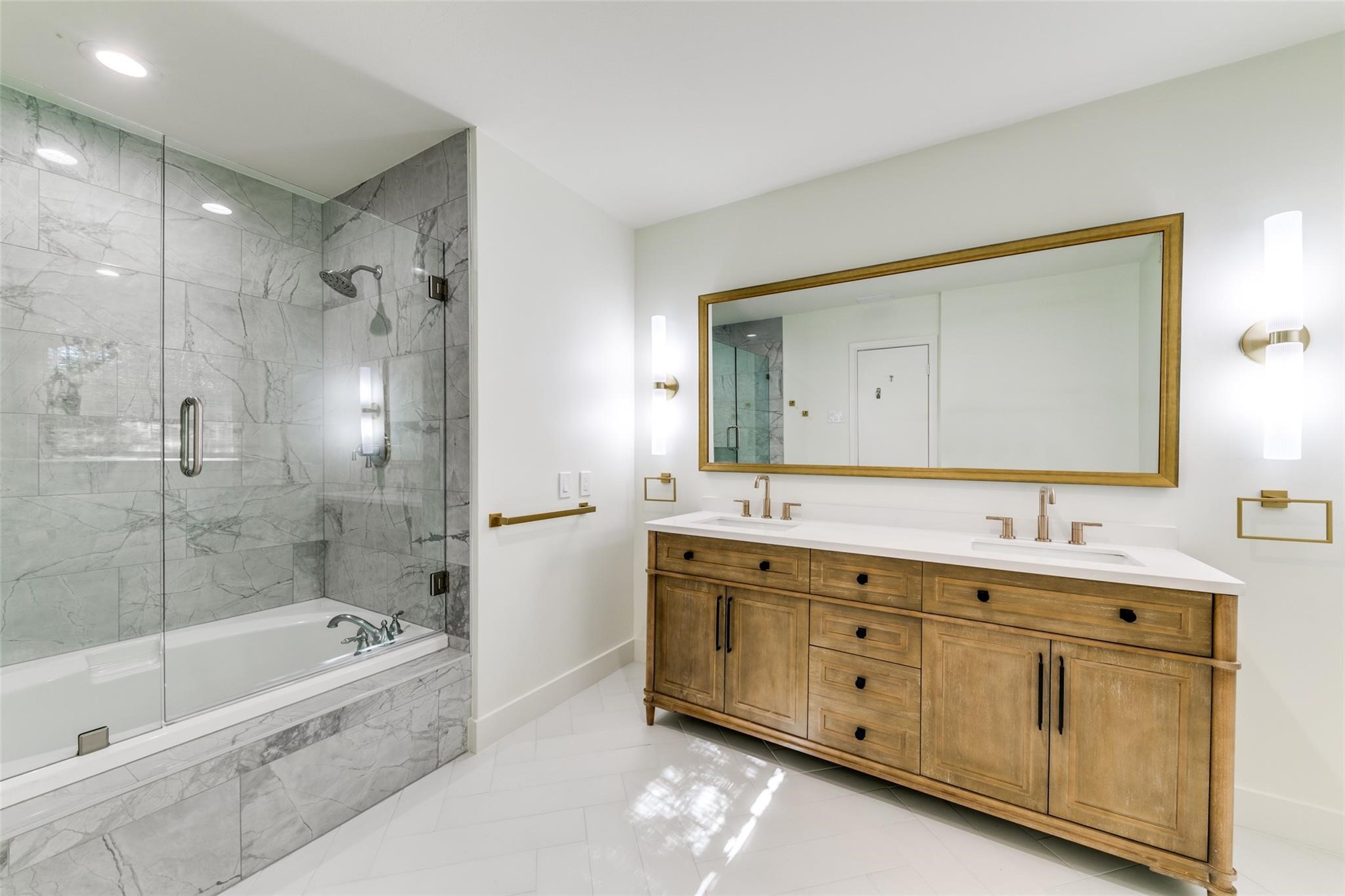 5543 Winston Court Dallas TX 75220