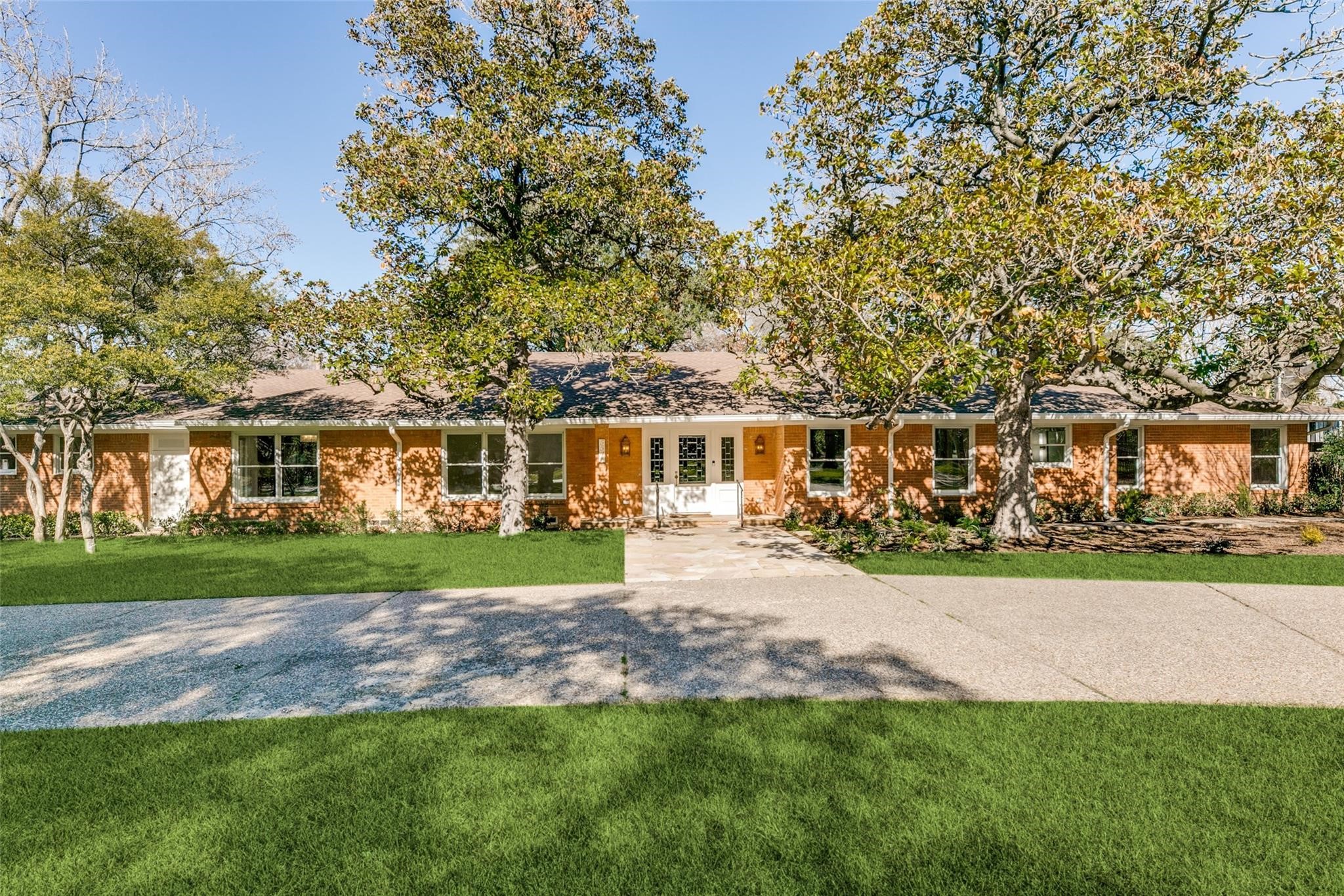 5543 Winston Court Dallas TX 75220