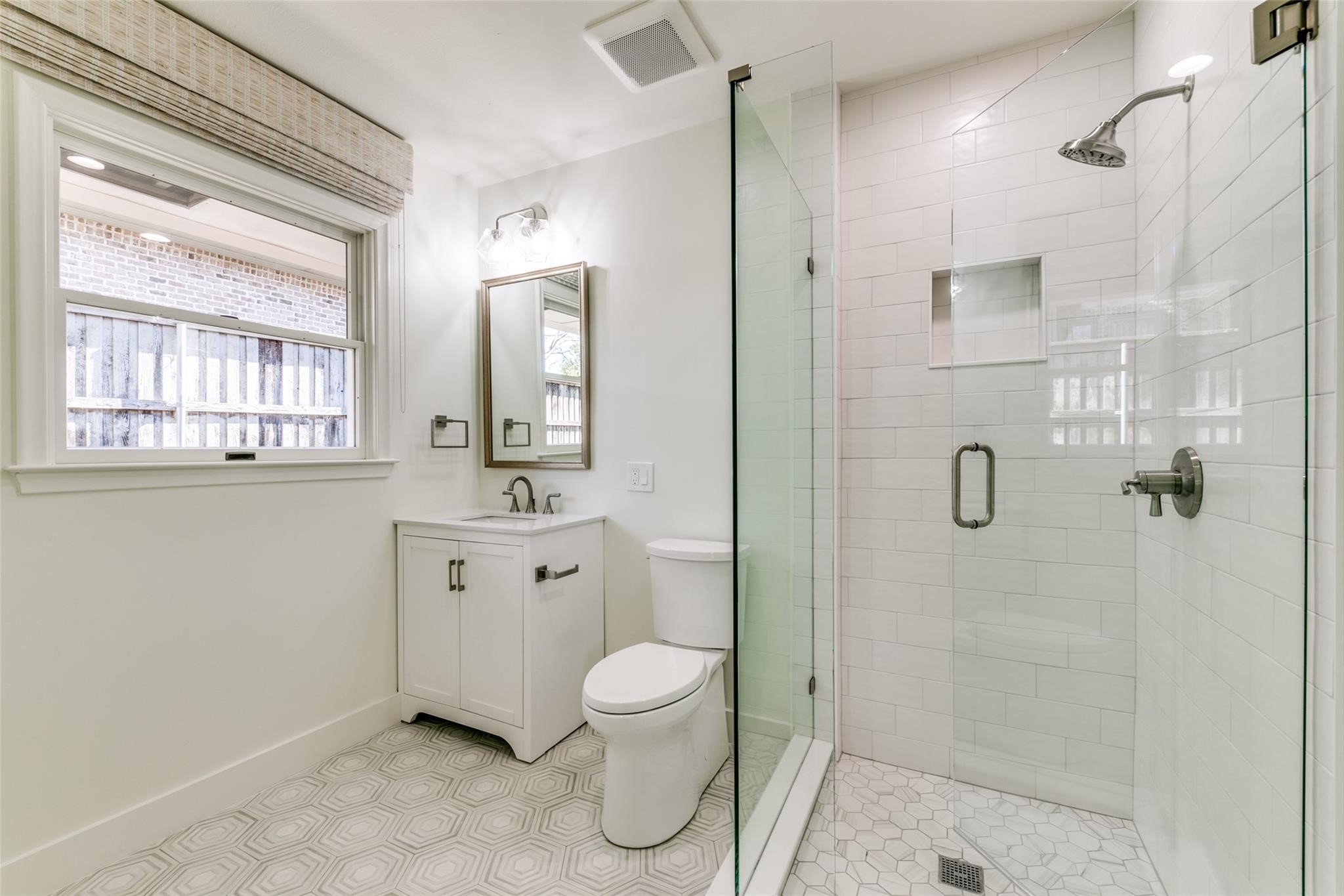 5543 Winston Court Dallas TX 75220