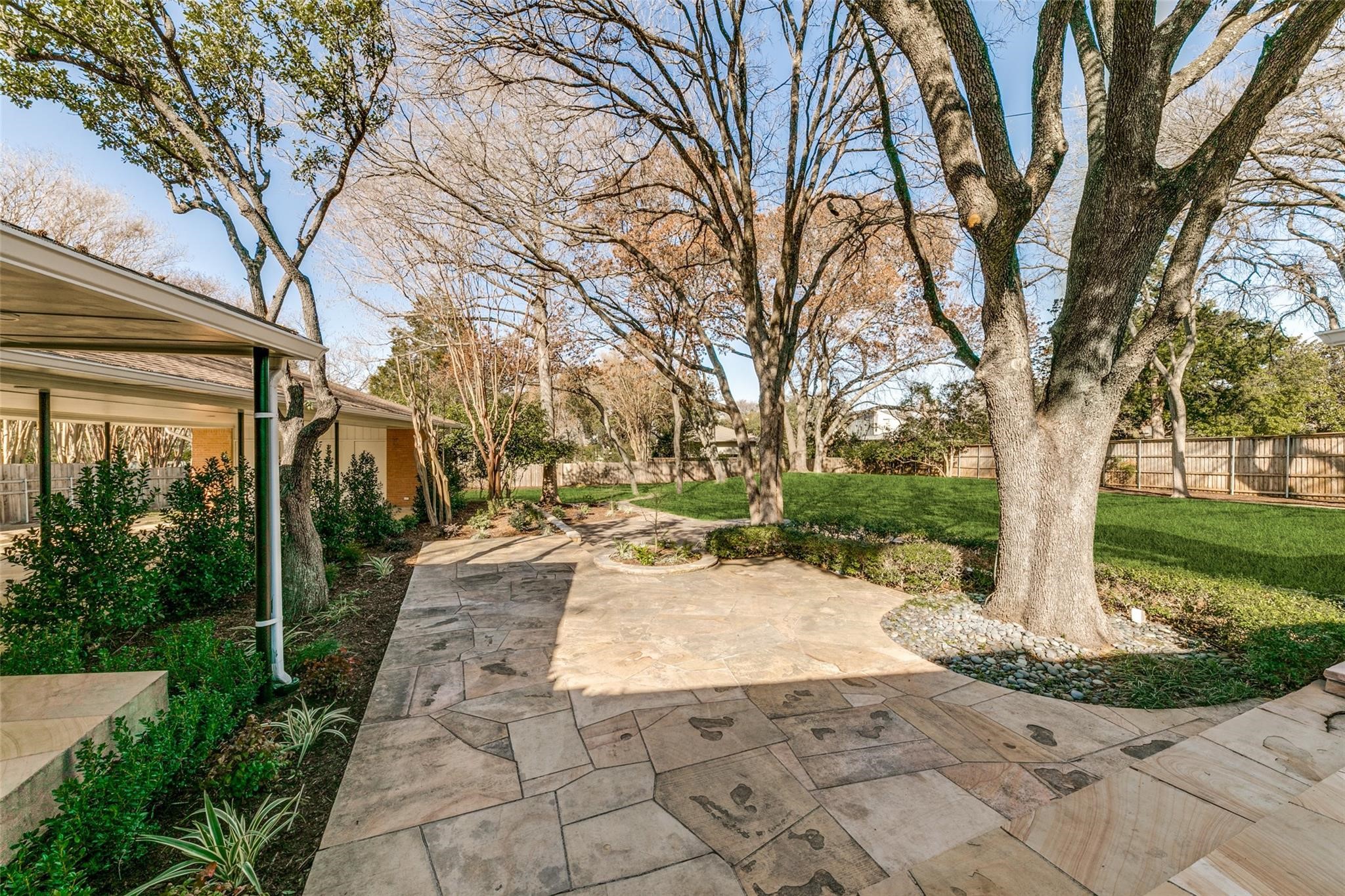 5543 Winston Court Dallas TX 75220