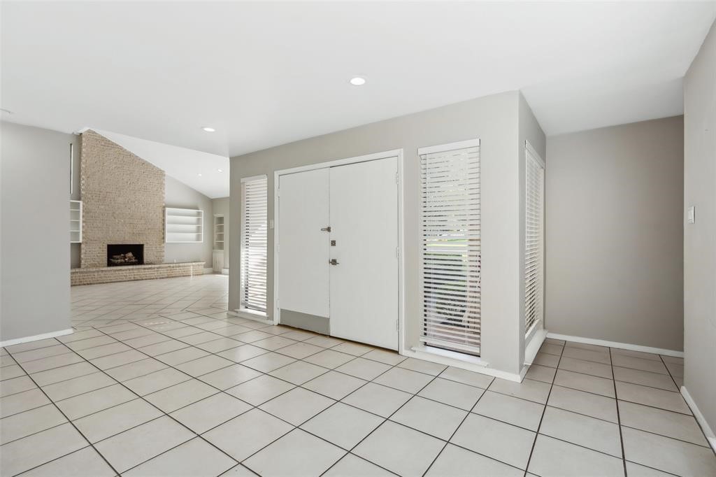17015 Graystone Drive Dallas TX 75248