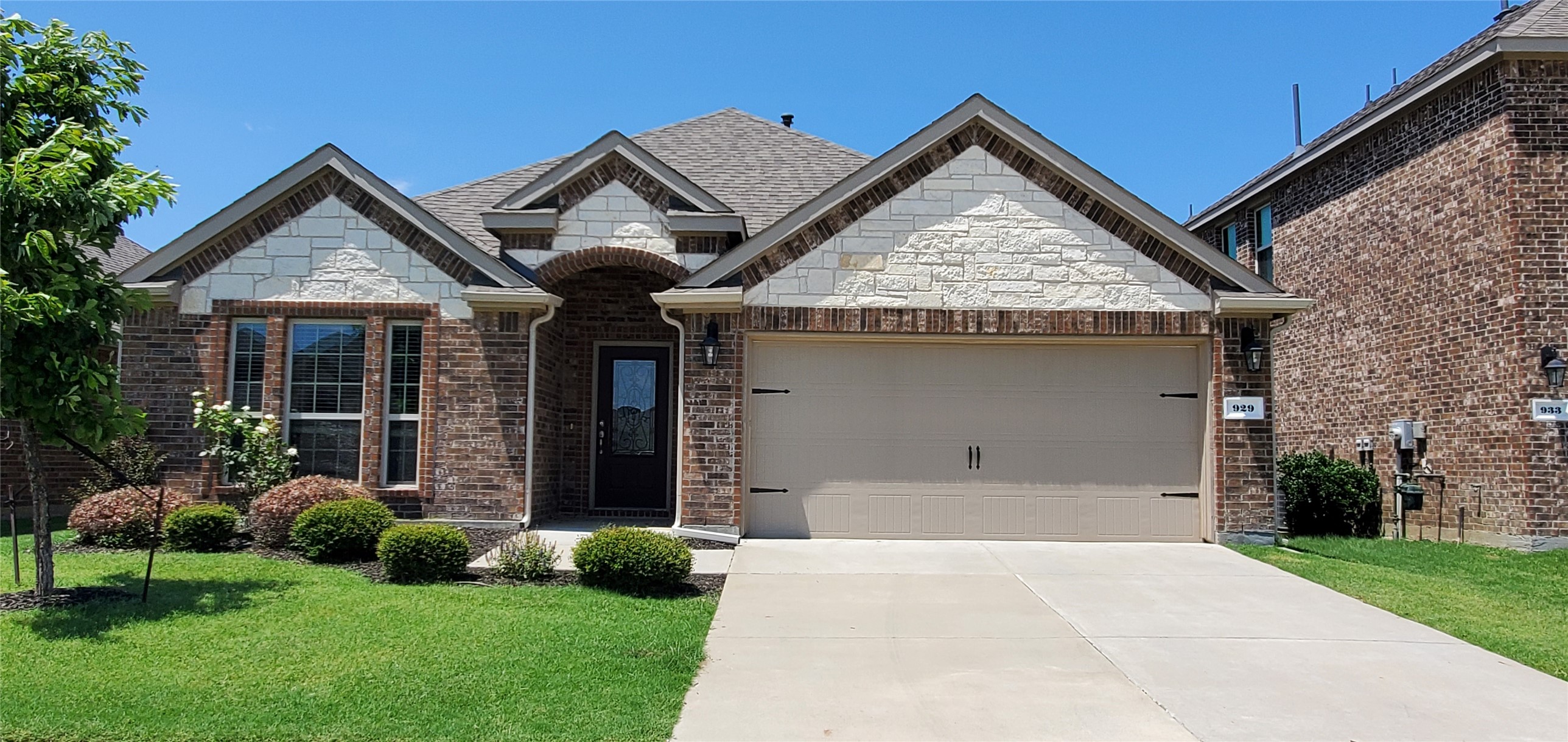 929 Lake Woodland Drive Little Elm TX 75068