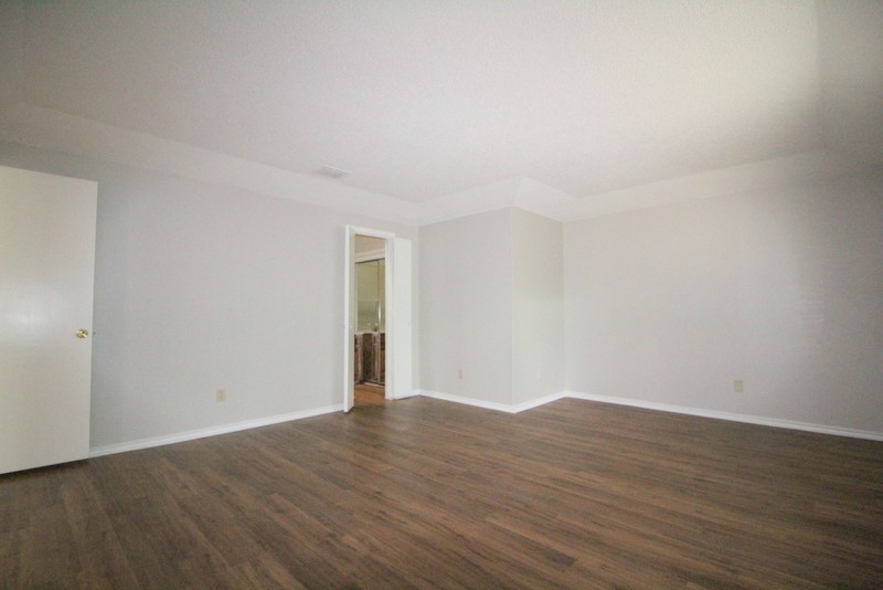12027 Leisure Way Dallas TX 75243
