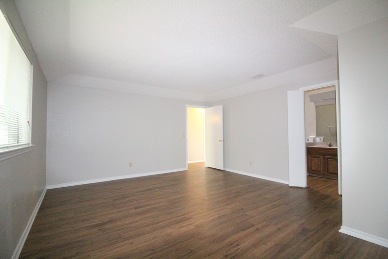 12027 Leisure Way Dallas TX 75243