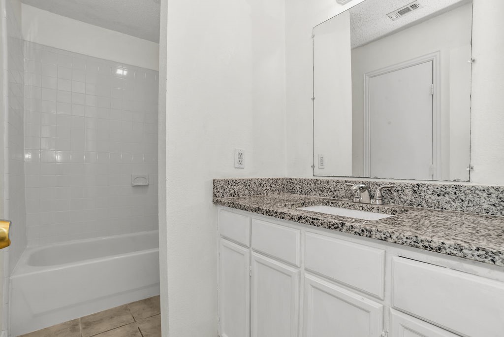 1437 Brook Meadow Circle Lancaster TX 75134