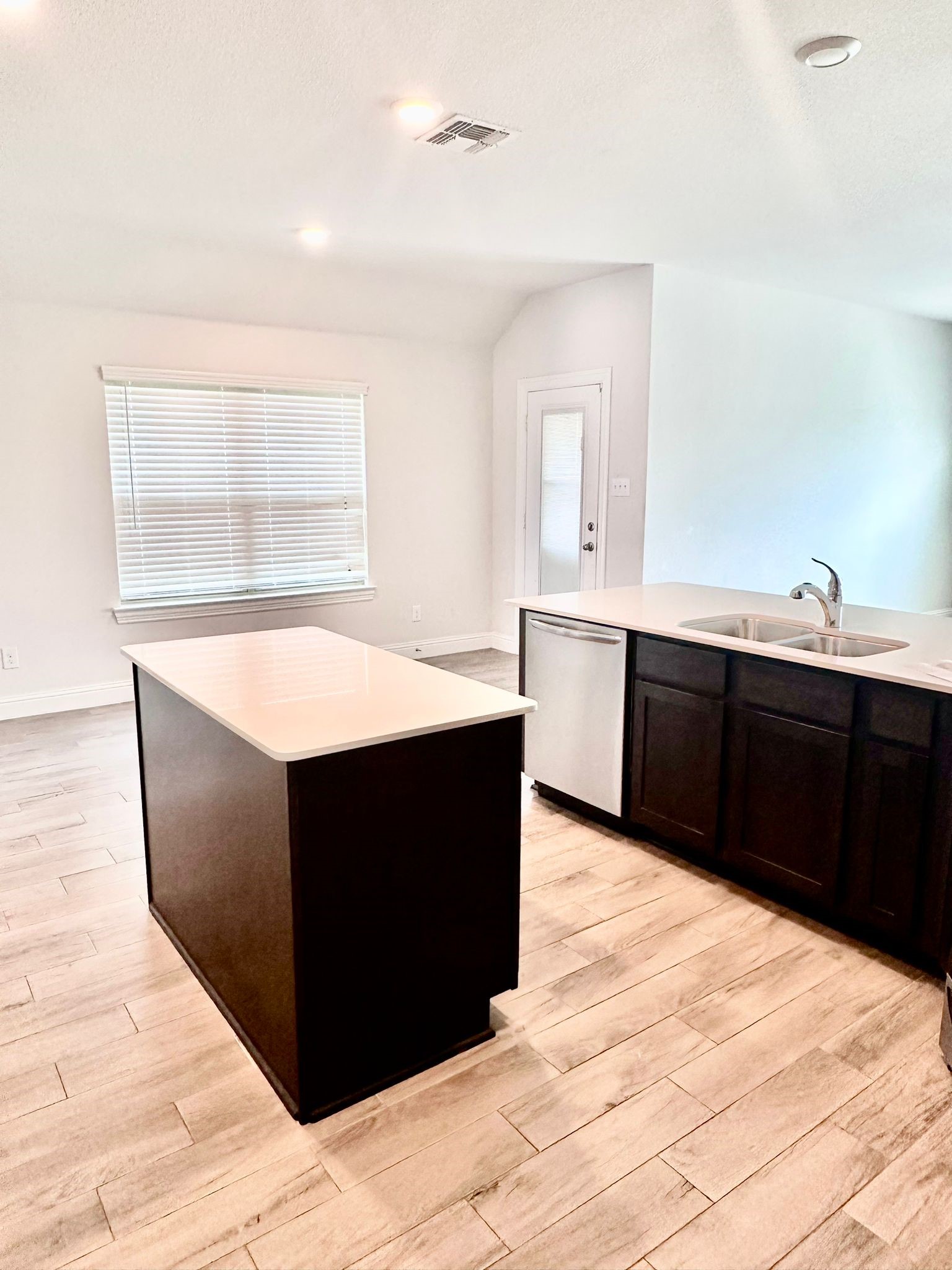 2612 Ainsworth Road Aubrey TX 76227