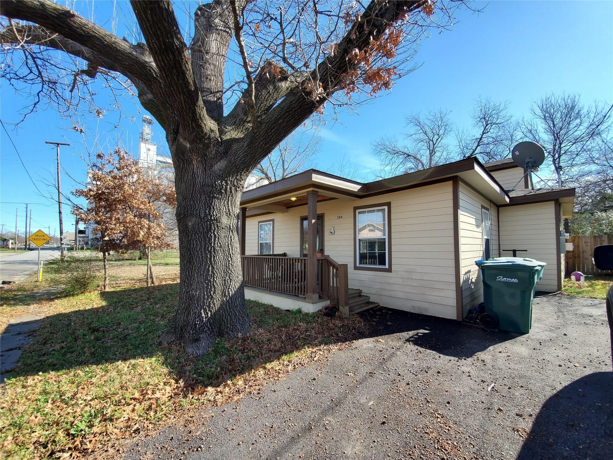 304 E King Street Sherman TX 75090