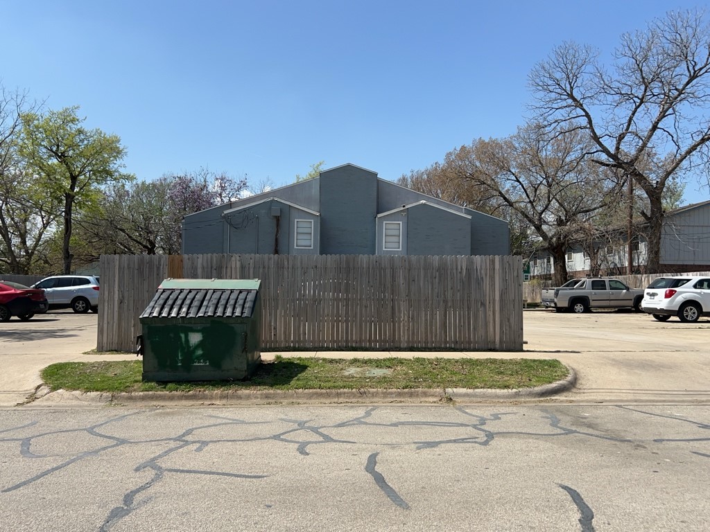 219 Fry Street Denton TX 76201