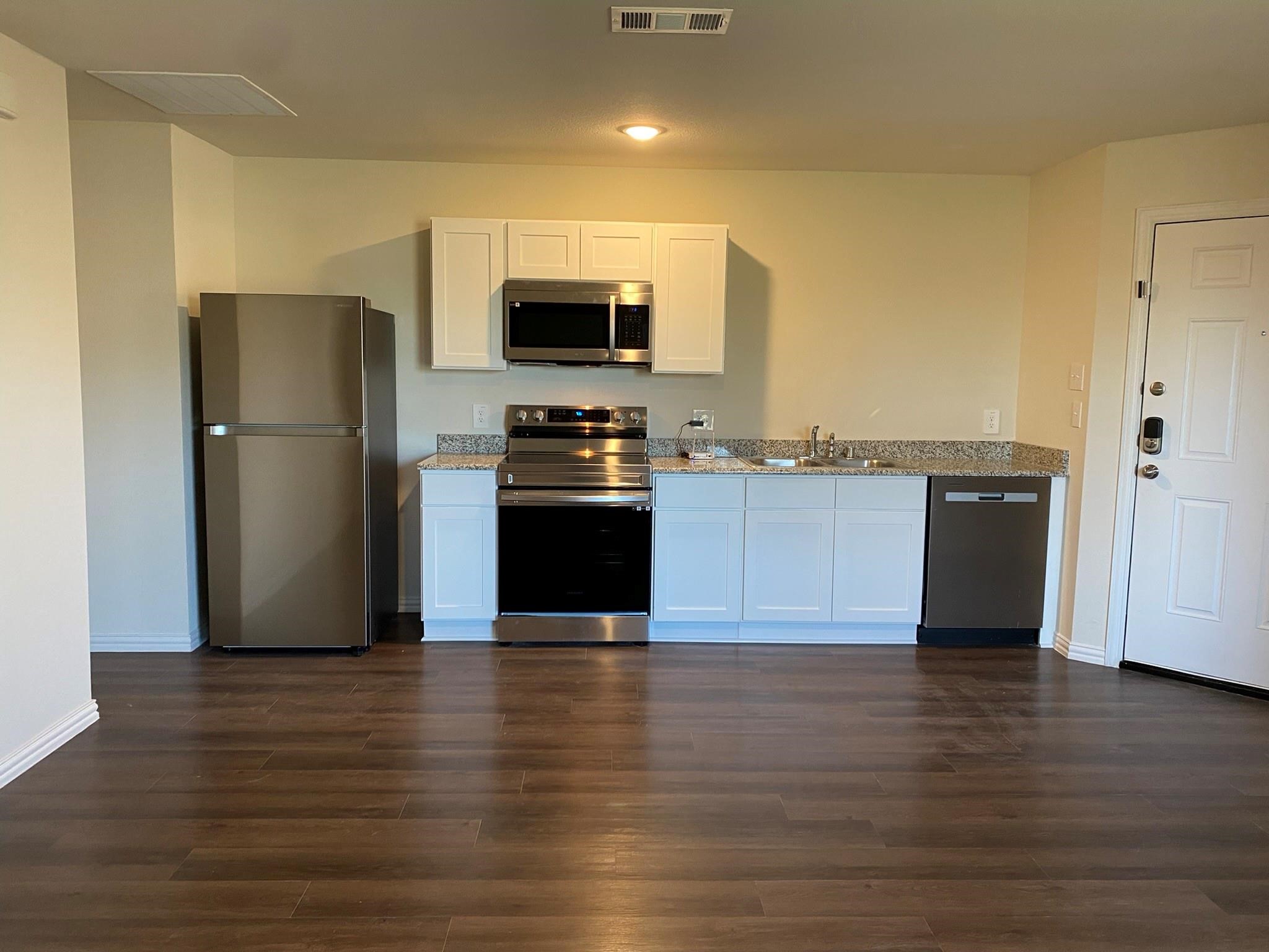 2203 Henry Street Greenville TX 75401