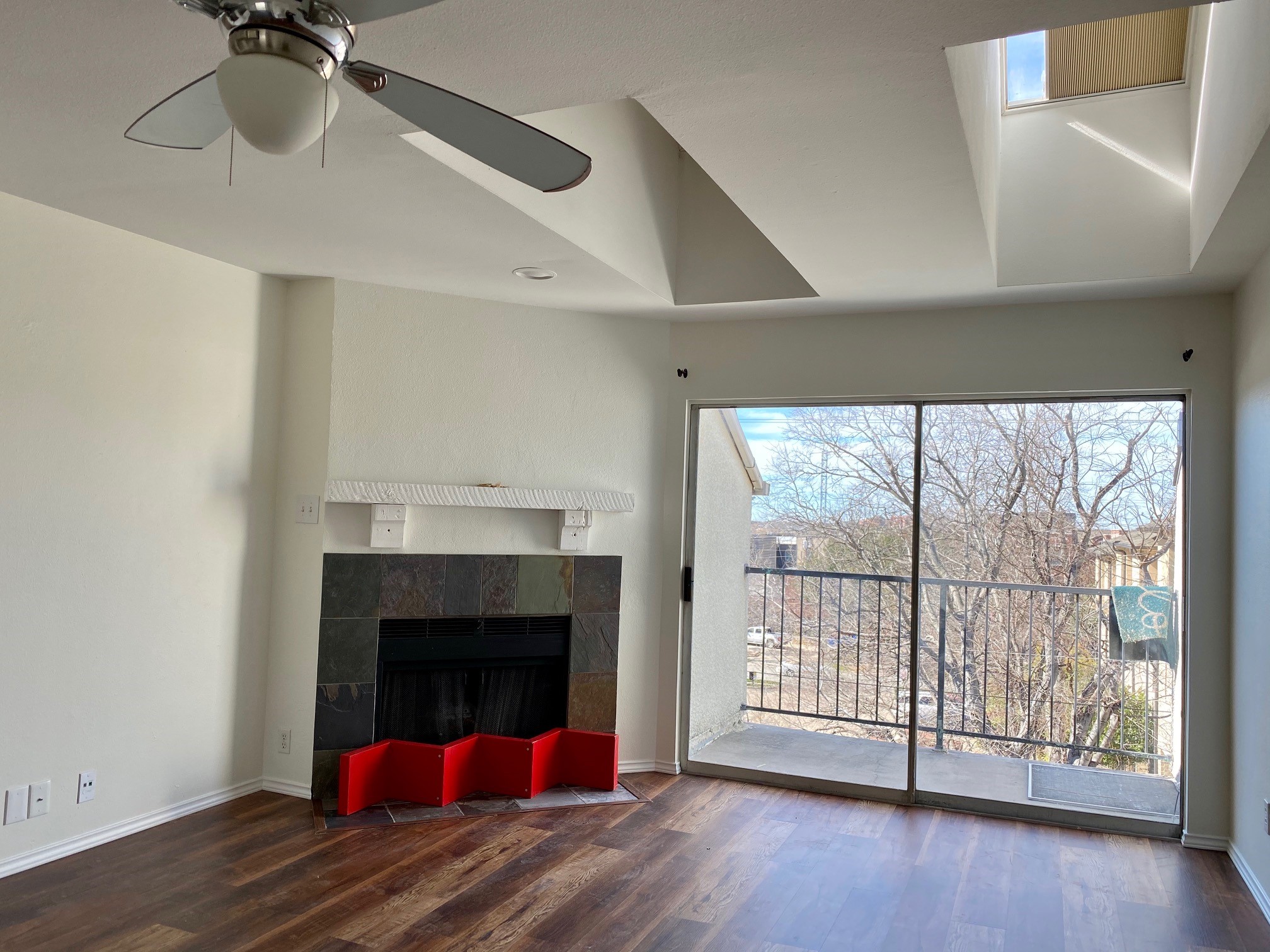4221 Cole Avenue Dallas TX 75205