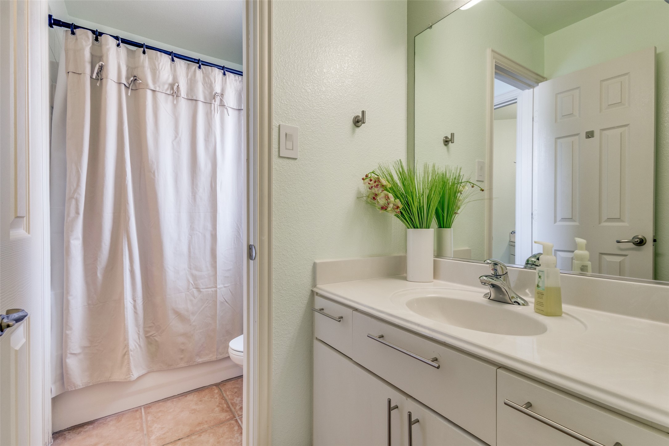 3313 Madison Avenue Hurst TX 76054