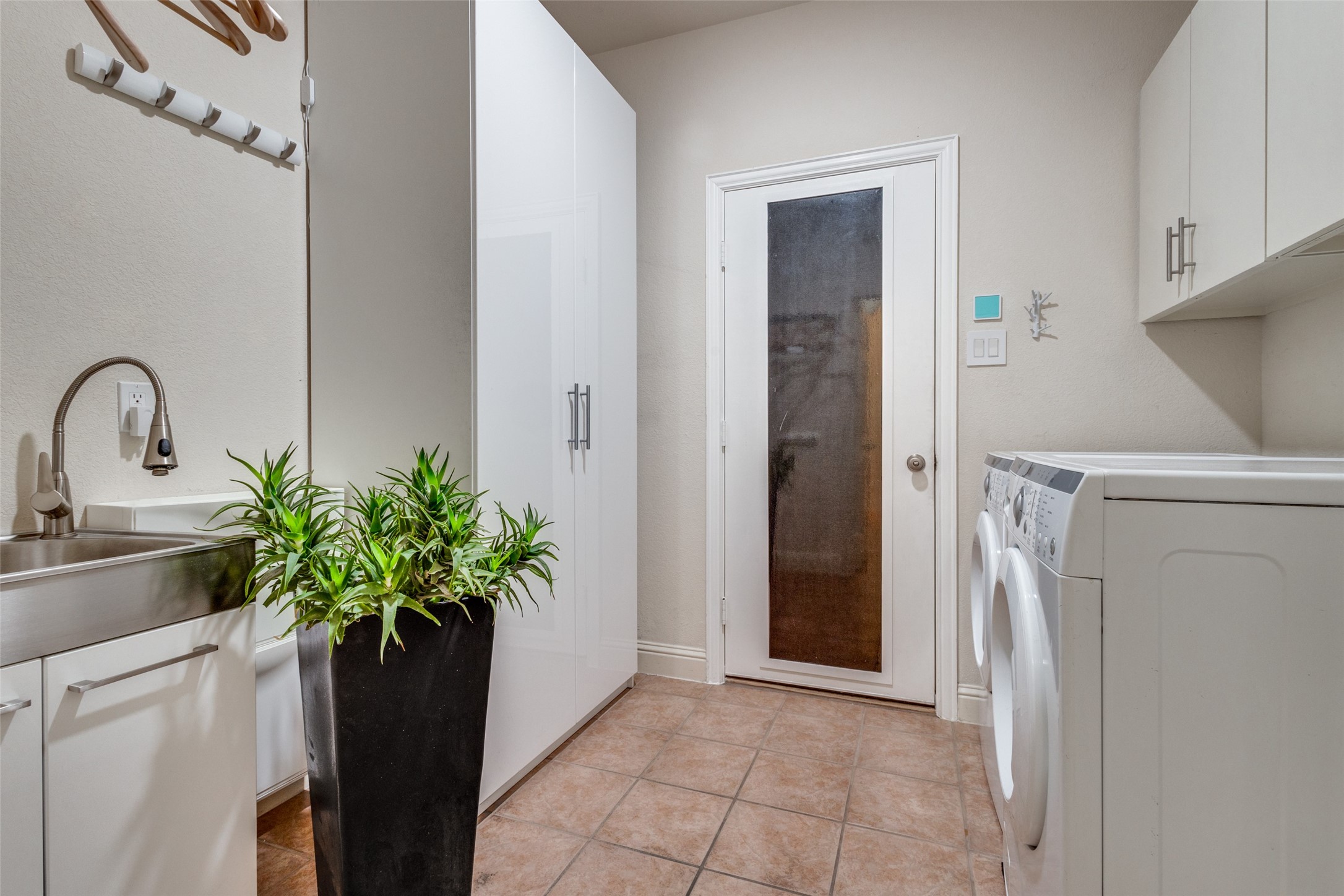 3313 Madison Avenue Hurst TX 76054